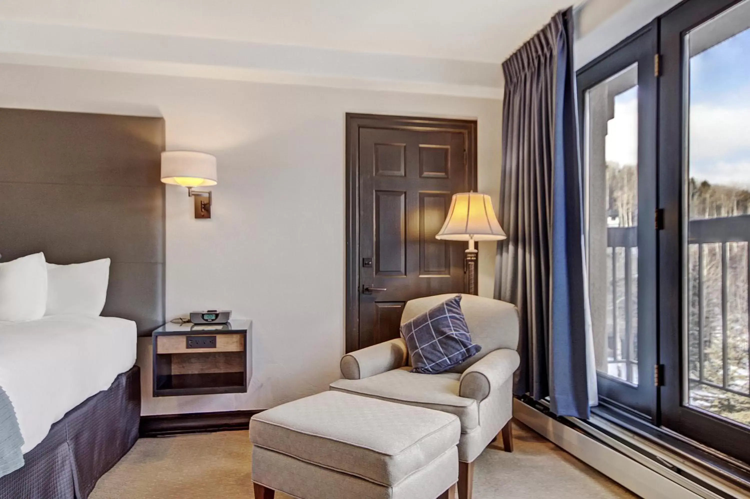 Bed in The Pines Lodge, a RockResort Bed in The Pines Lodge, a RockResort