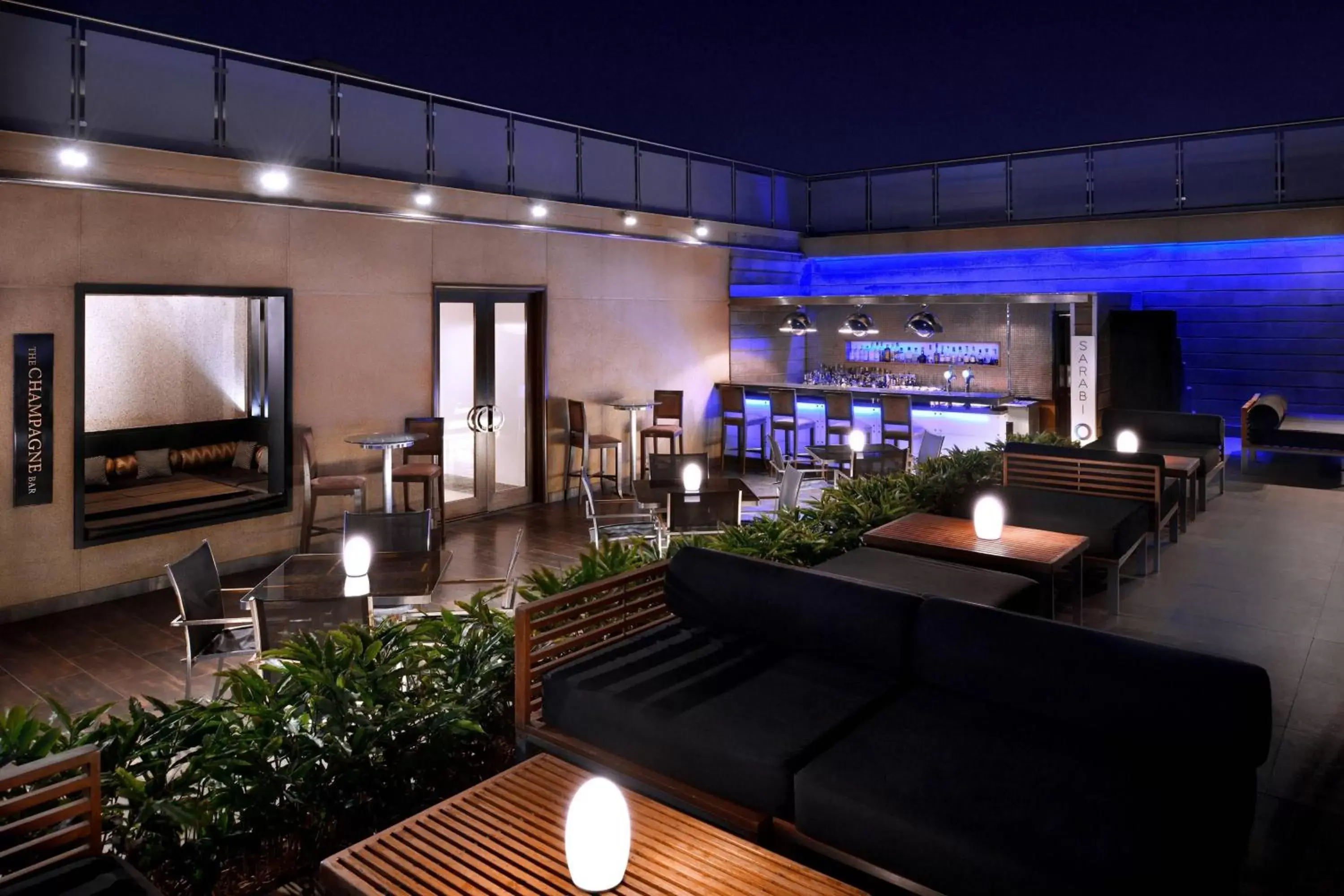 Restaurant/places to eat, Lounge/Bar in Sankara Nairobi, Autograph Collection