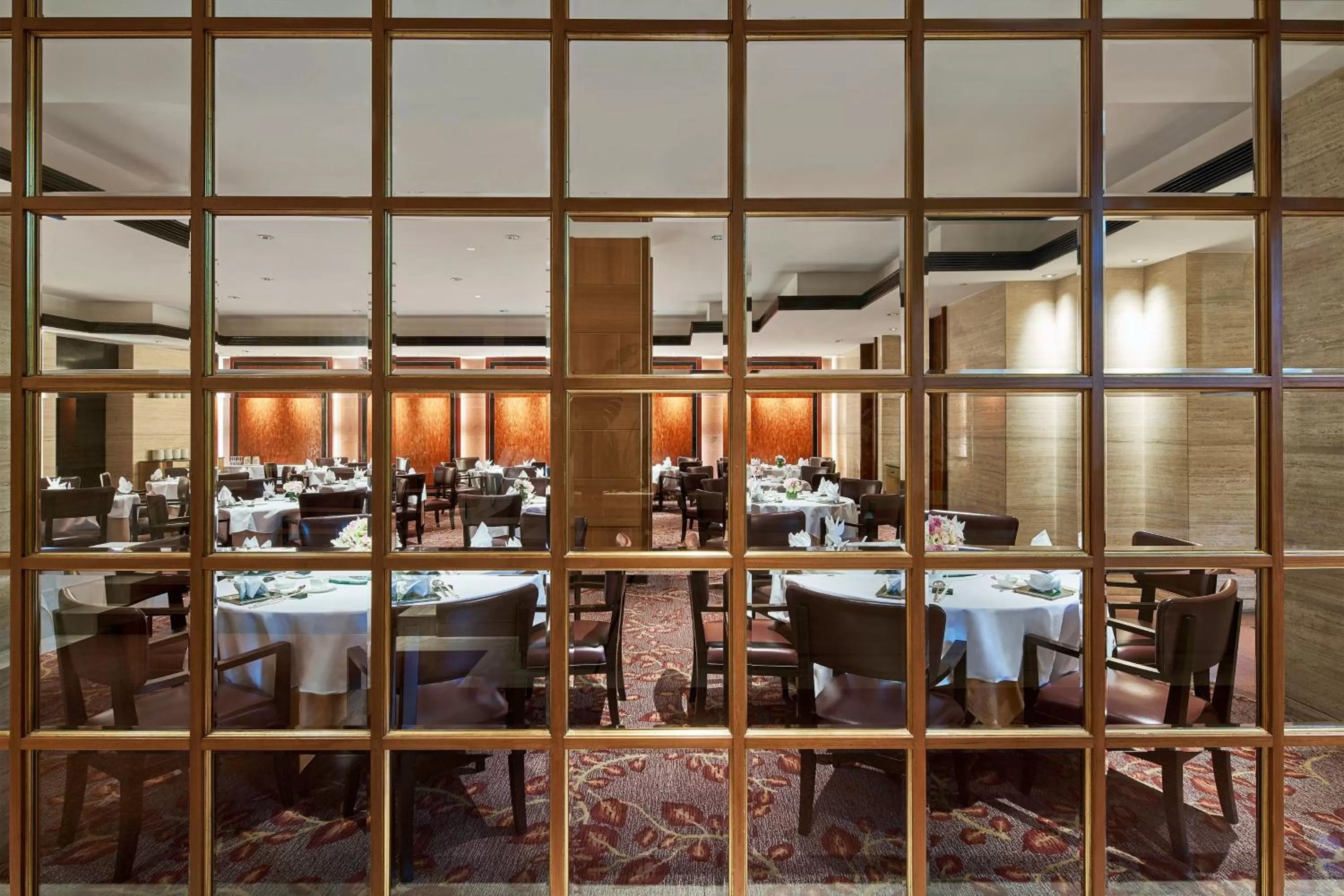 Restaurant/places to eat in Sheraton Towers Singapore Hotel