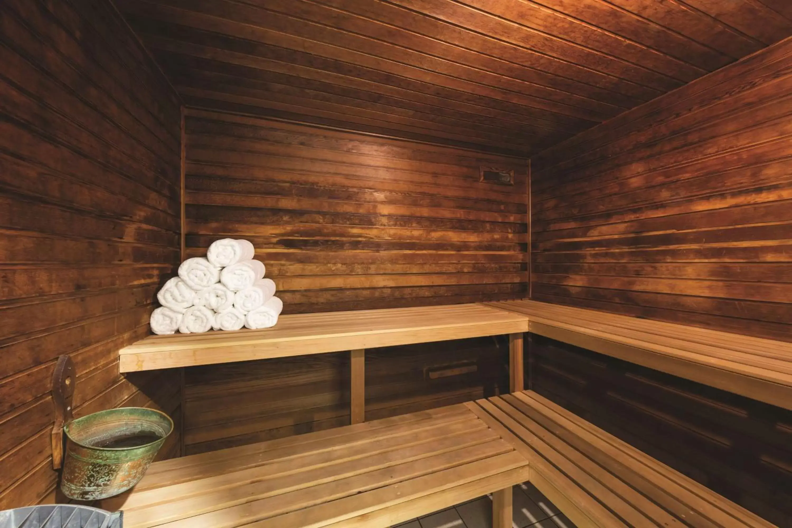 Sauna in Adina Apartment Hotel Melbourne