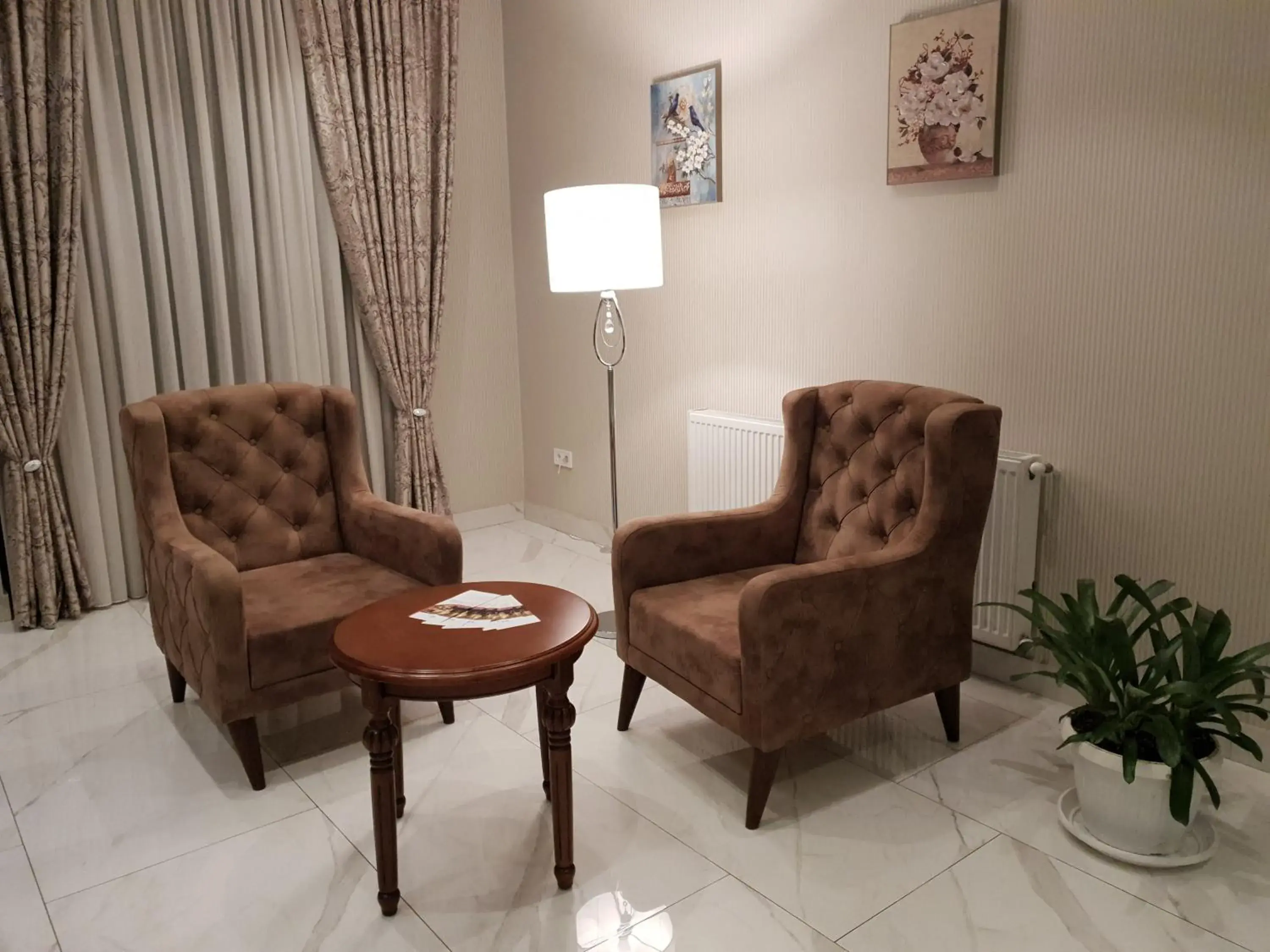 Living room in Cherry Garden Living room in Cherry Garden