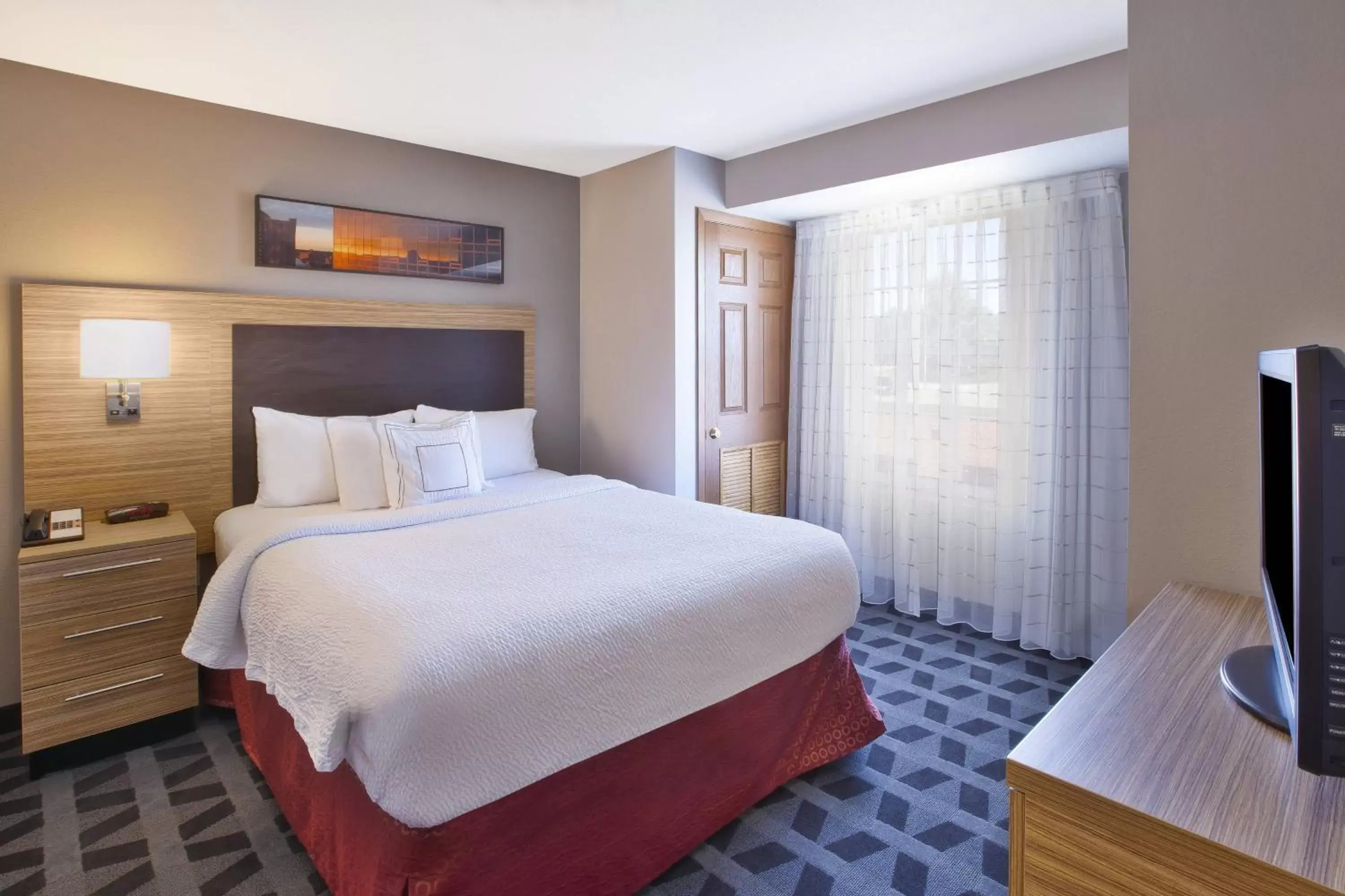 Bedroom, Bed in TownePlace Suites Minneapolis-St. Paul Airport/Eagan