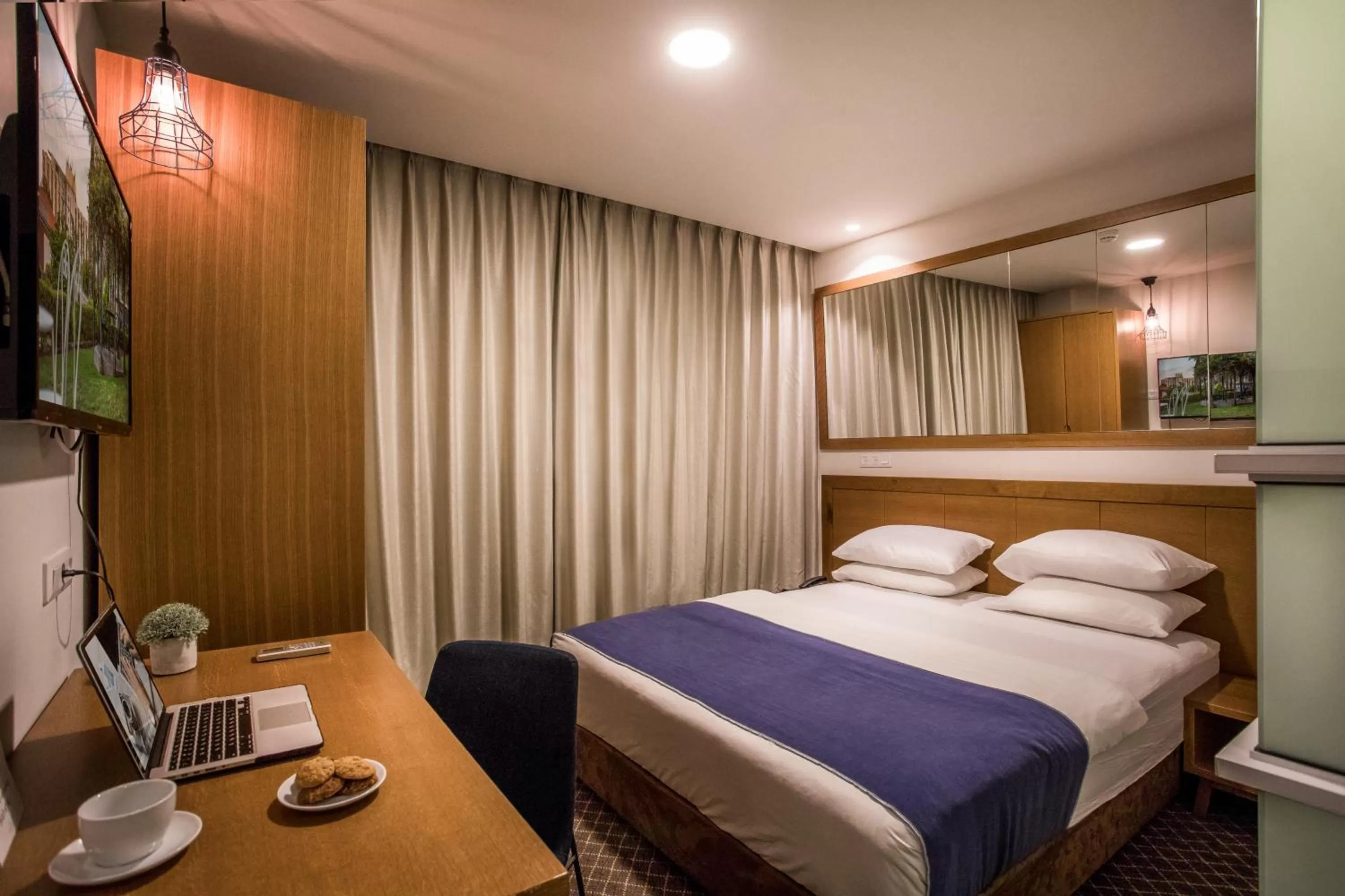 Other, Bed in Embassy Hotel Tel Aviv