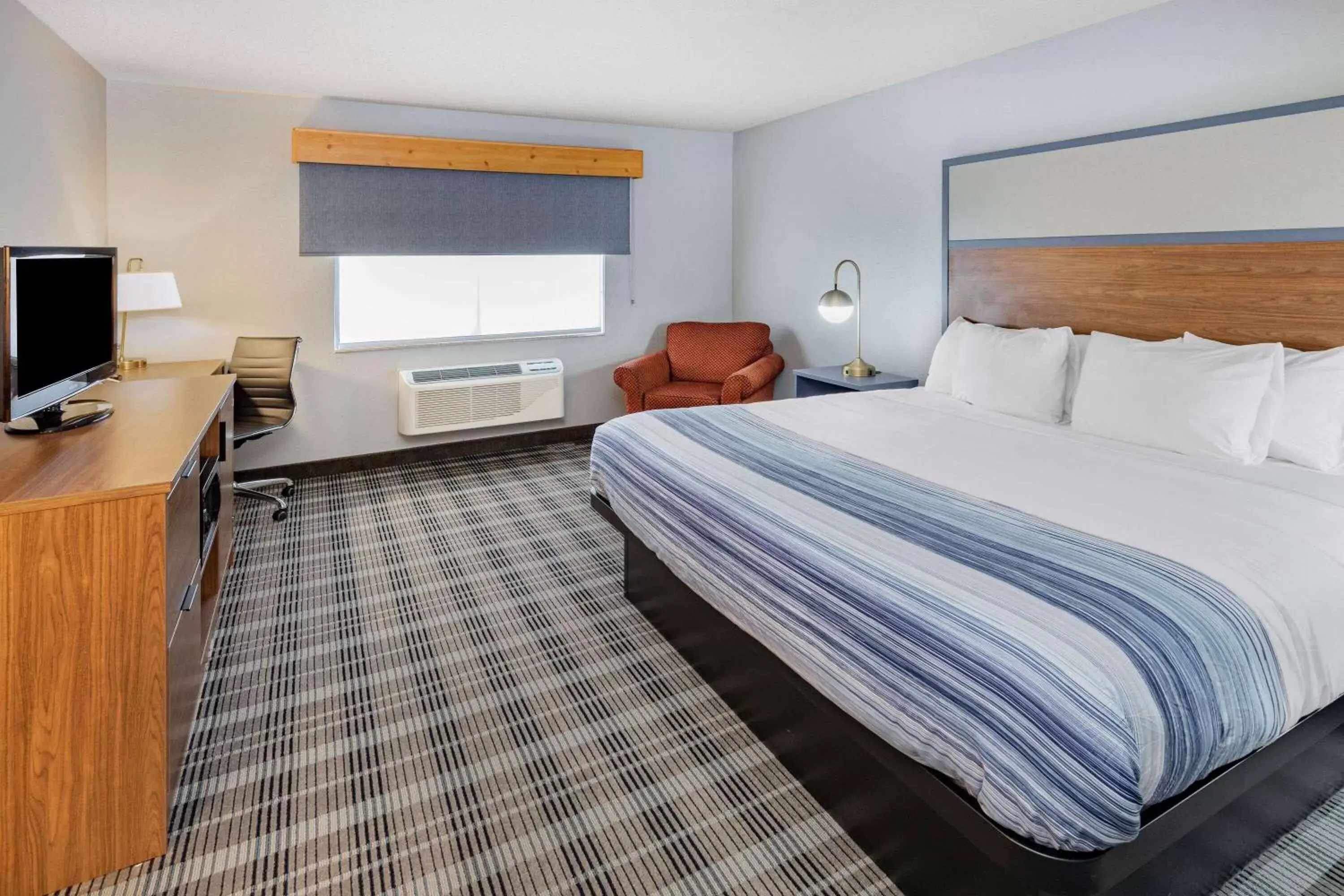 Photo of the whole room, Bed in AmericInn by Wyndham Sayre