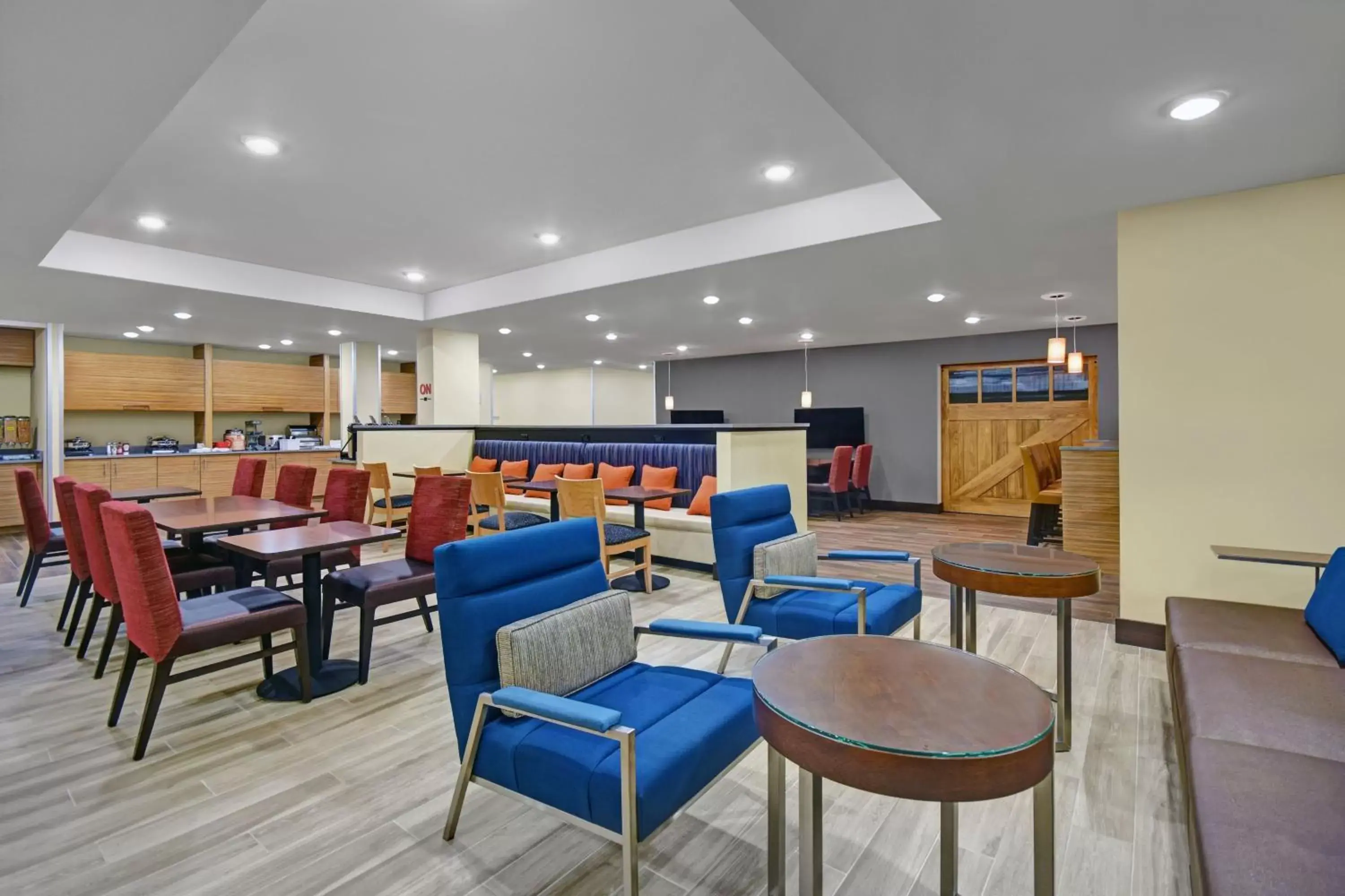 Breakfast, Restaurant/Places to Eat in TownePlace Suites by Marriott Grand Rapids Wyoming