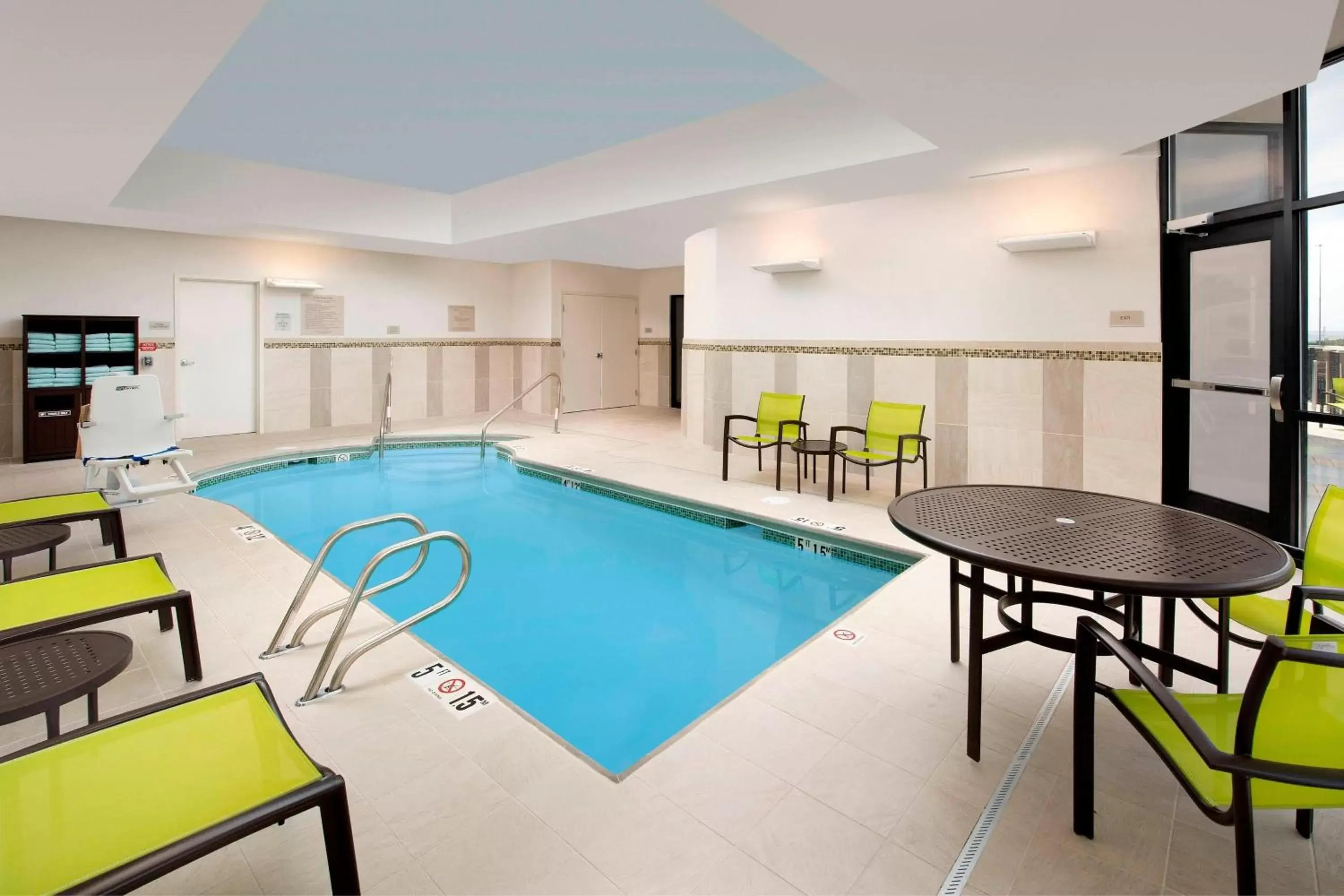 Swimming Pool in SpringHill Suites by Marriott Albuquerque North/Journal Center