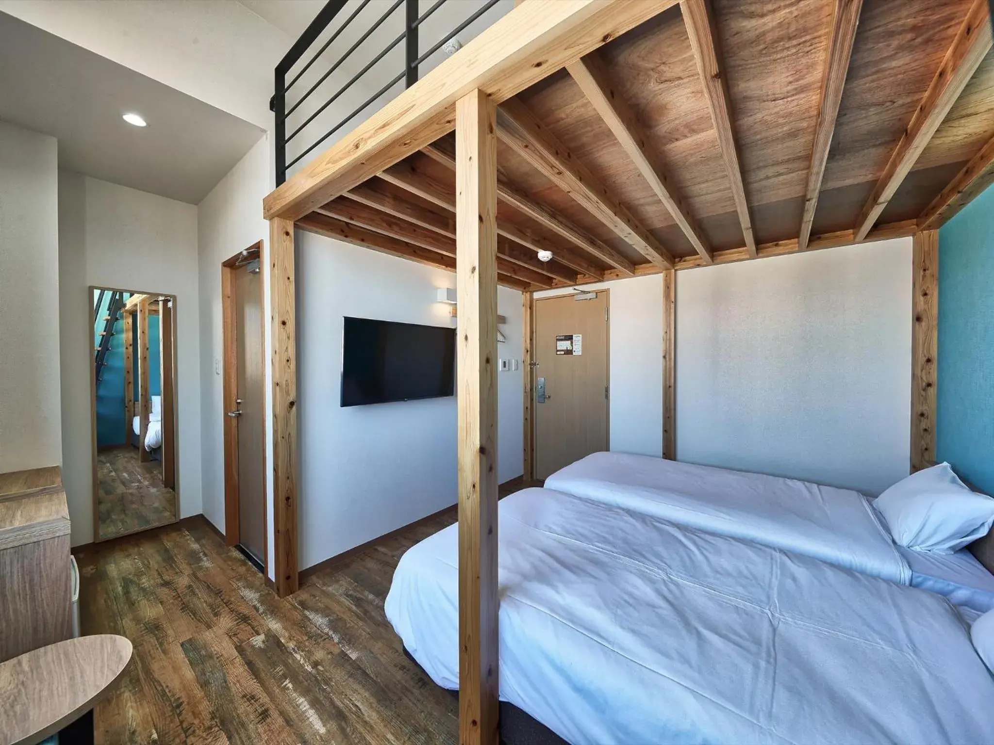 Photo of the whole room, Bed in CABIN&HOTEL ReTIME Photo of the whole room, Bed in CABIN&HOTEL ReTIME