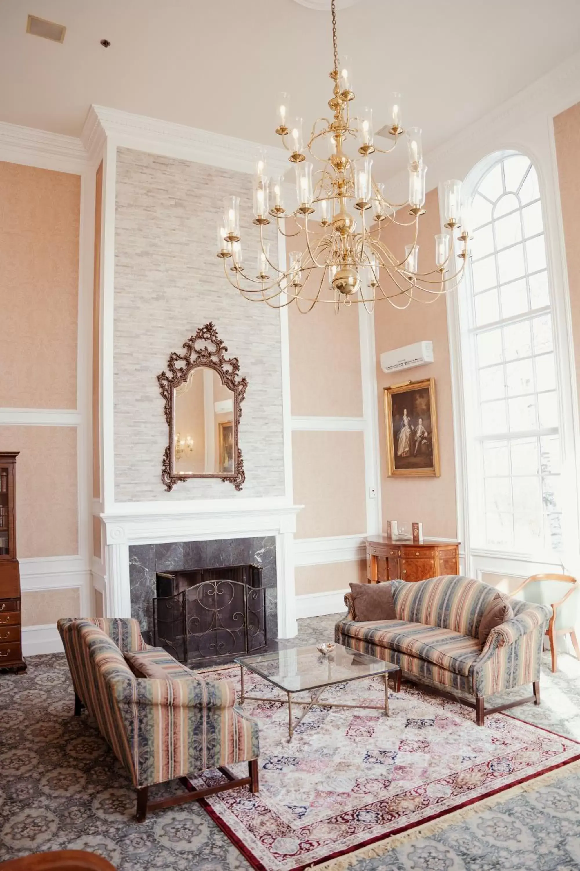 Living room, Seating Area in Phoenix Inn Resort