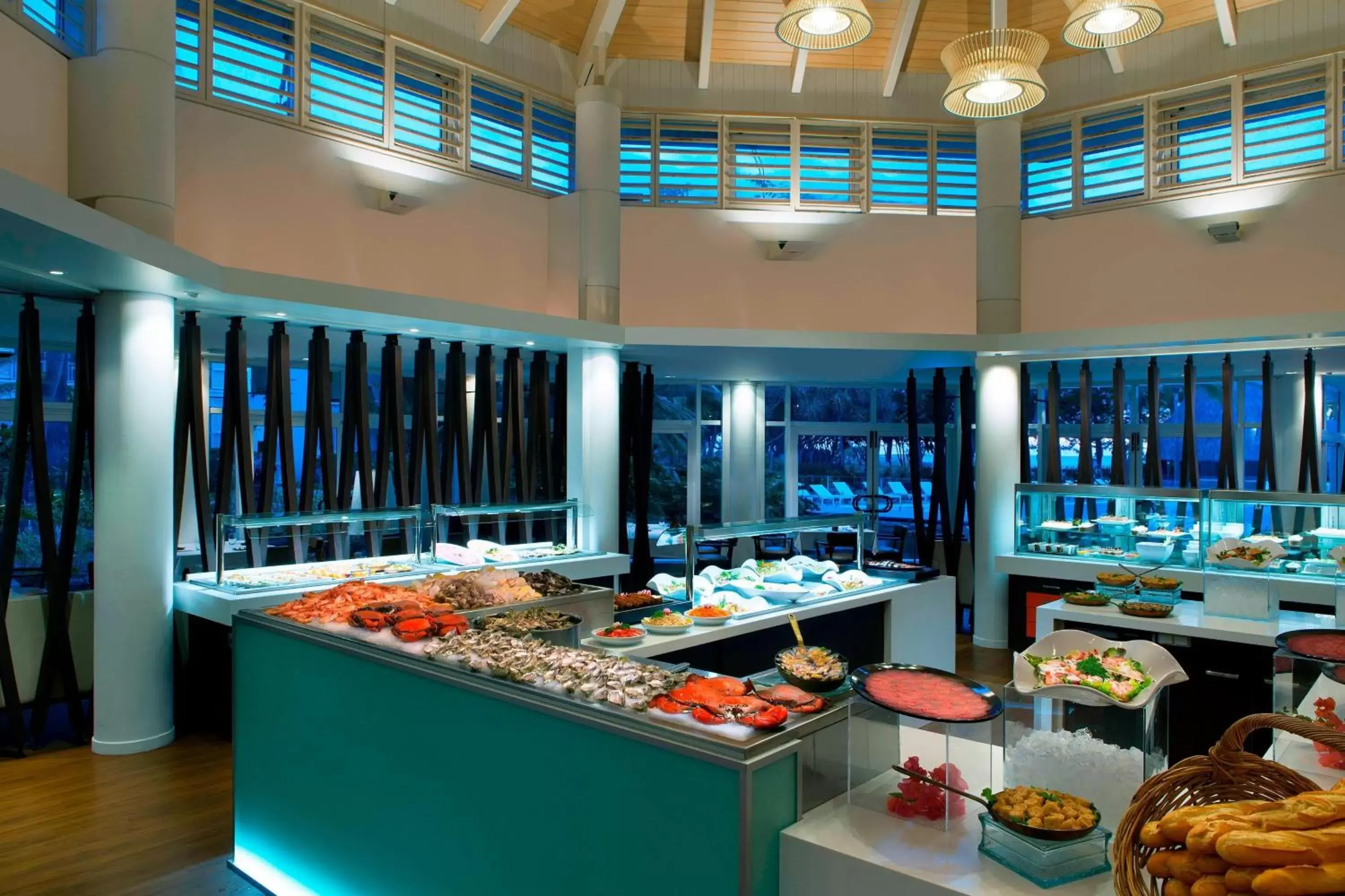Restaurant/places to eat in Le Méridien Nouméa Resort & Spa