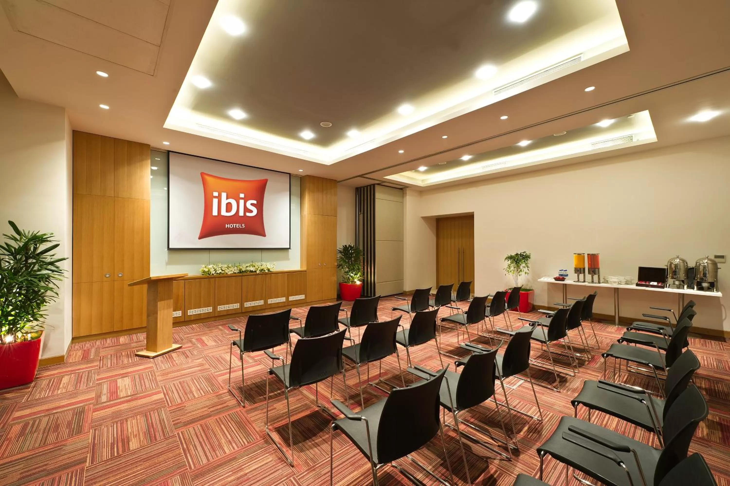 Business facilities in ibis Navi Mumbai - An Accor Brand