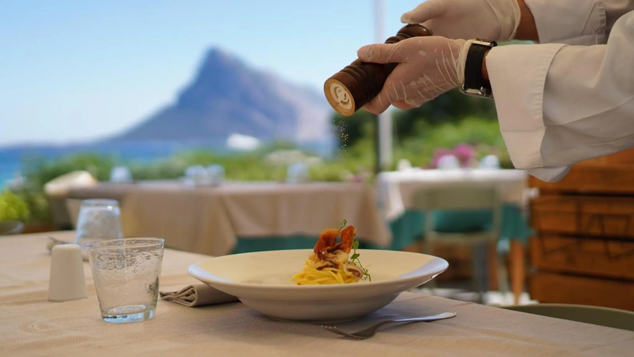 Restaurant/places to eat in Residence Hotel Lu Nibareddu