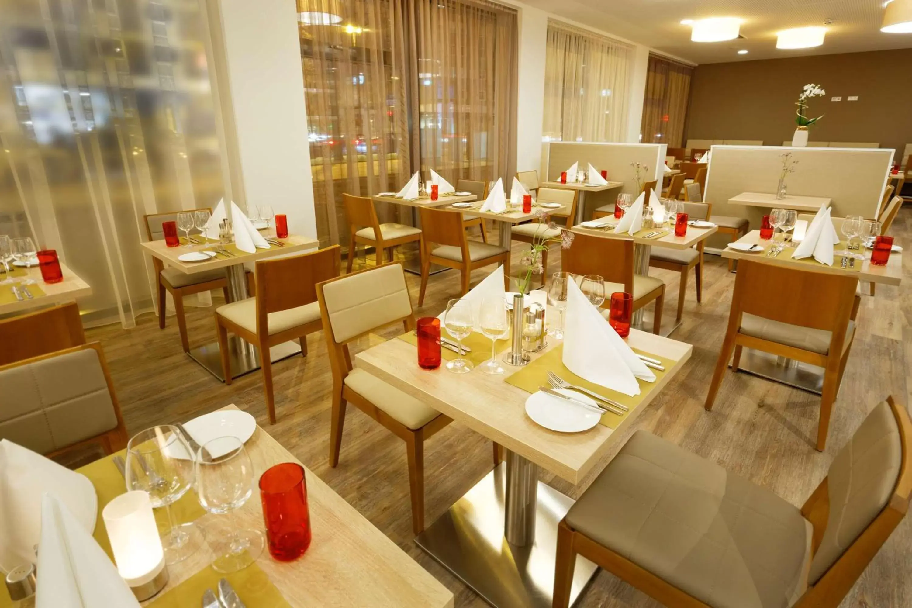 Restaurant/Places to Eat in GHOTEL hotel & living Essen