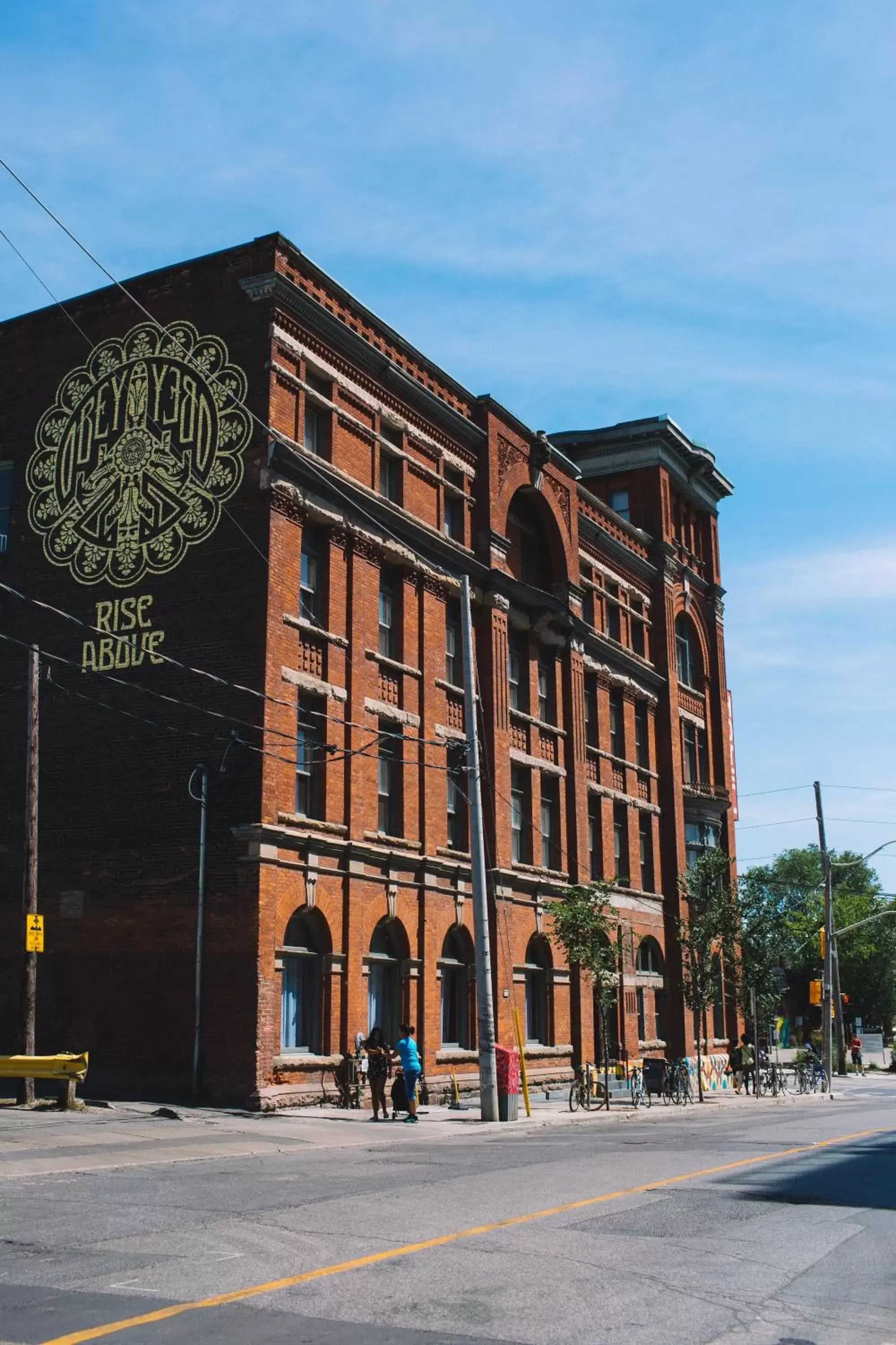 Facade/entrance in Gladstone House Facade/entrance in Gladstone House