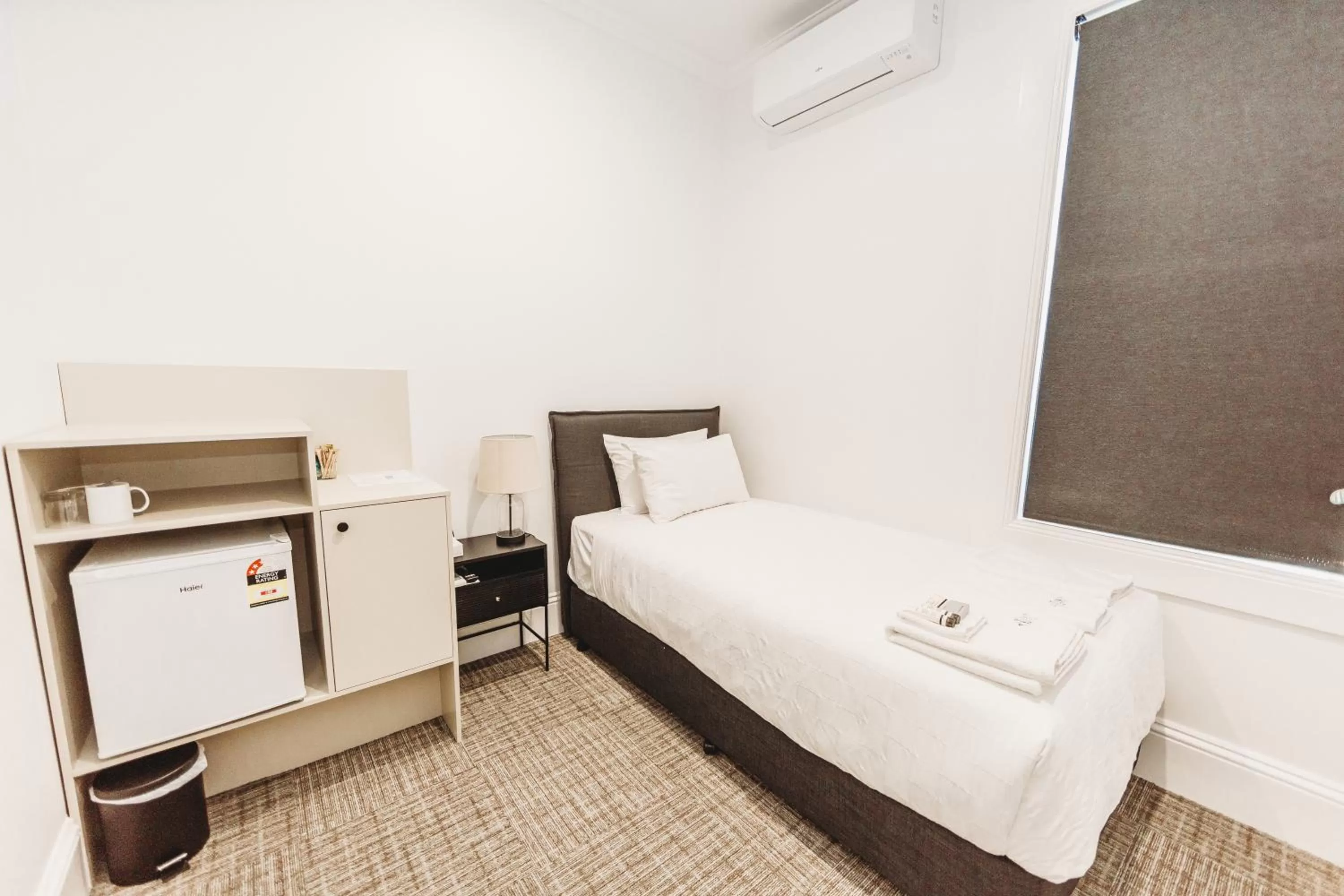 Single Room with Private Bathroom in The Albion Hotel