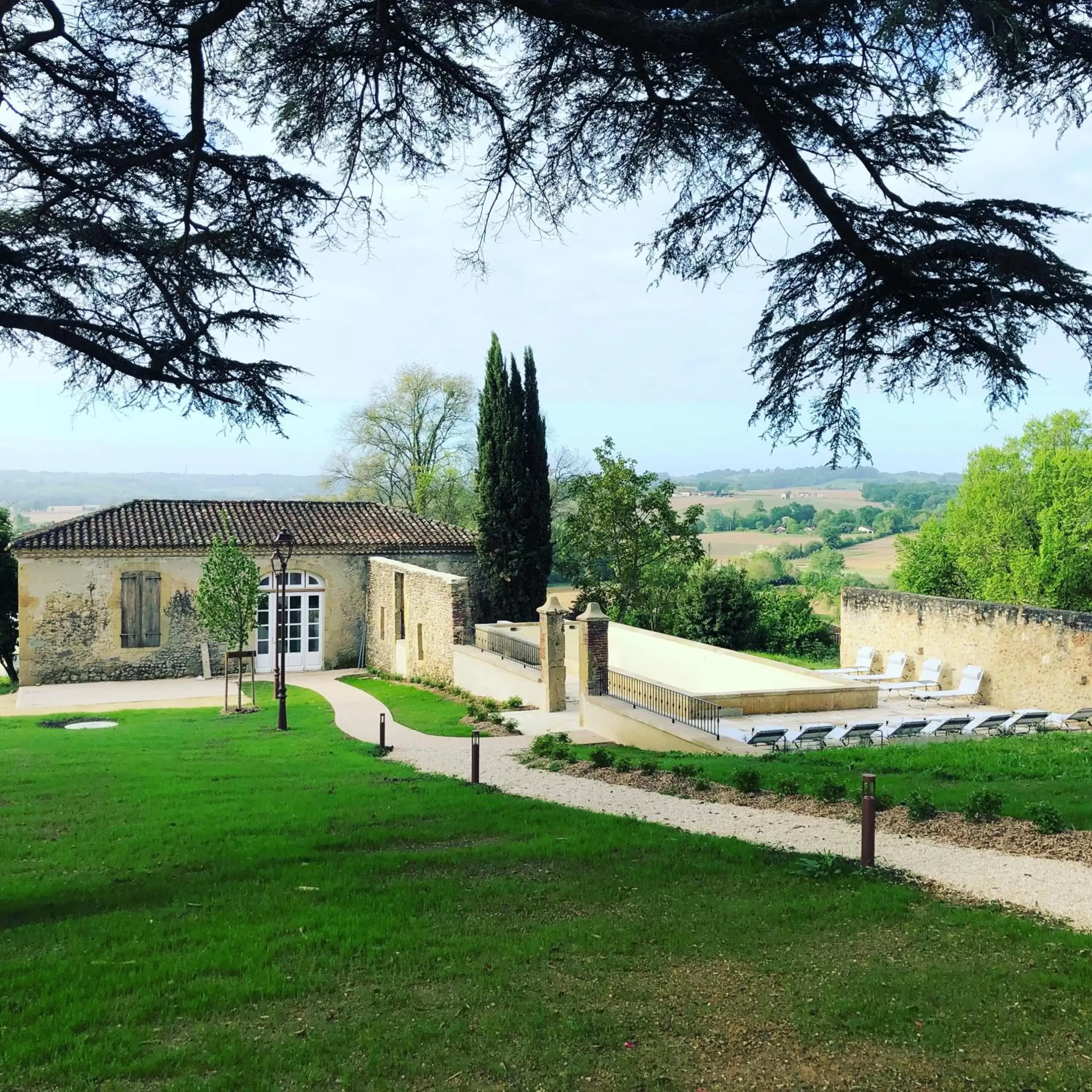 Spa and wellness centre/facilities, Garden in Le Monastère de Saint Mont Hôtel & Spa