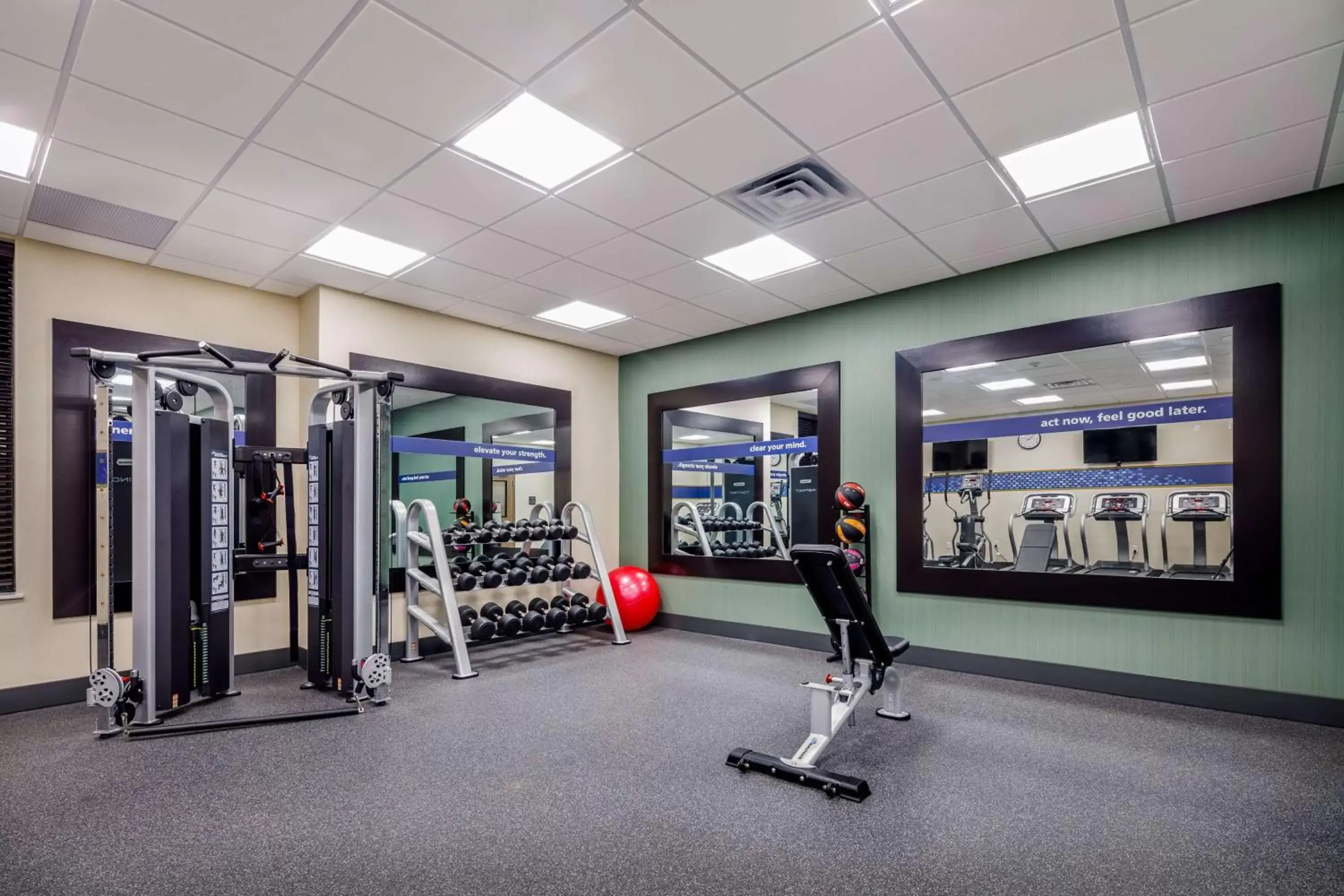 Fitness centre/facilities, Fitness Center/Facilities in Hampton Inn By Hilton Paramus