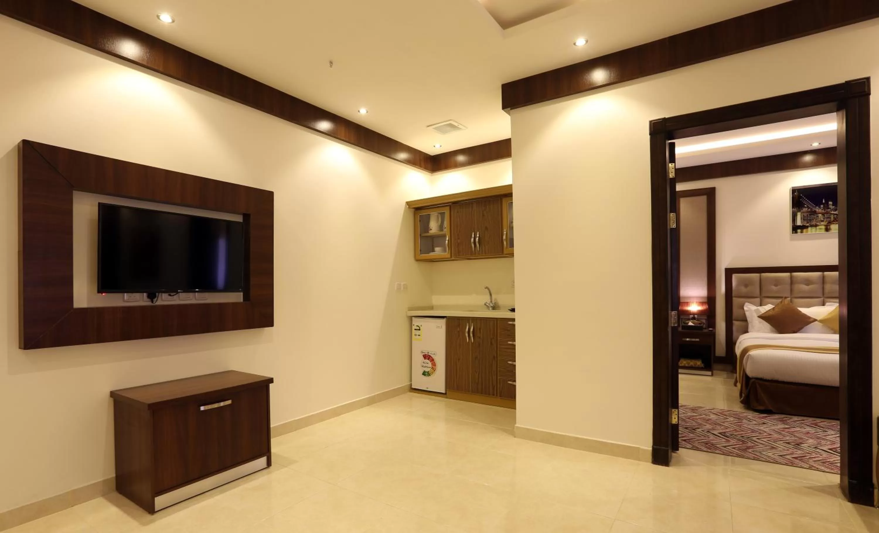 TV and multimedia, Bed in Innyar Hotel