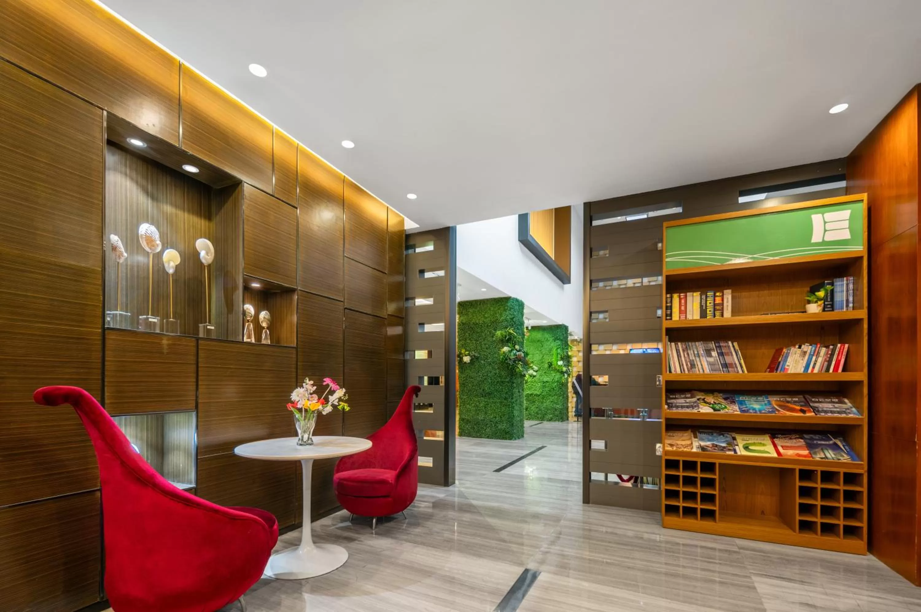 Seating area in Ausotel Smart Baiyun International Airport T2