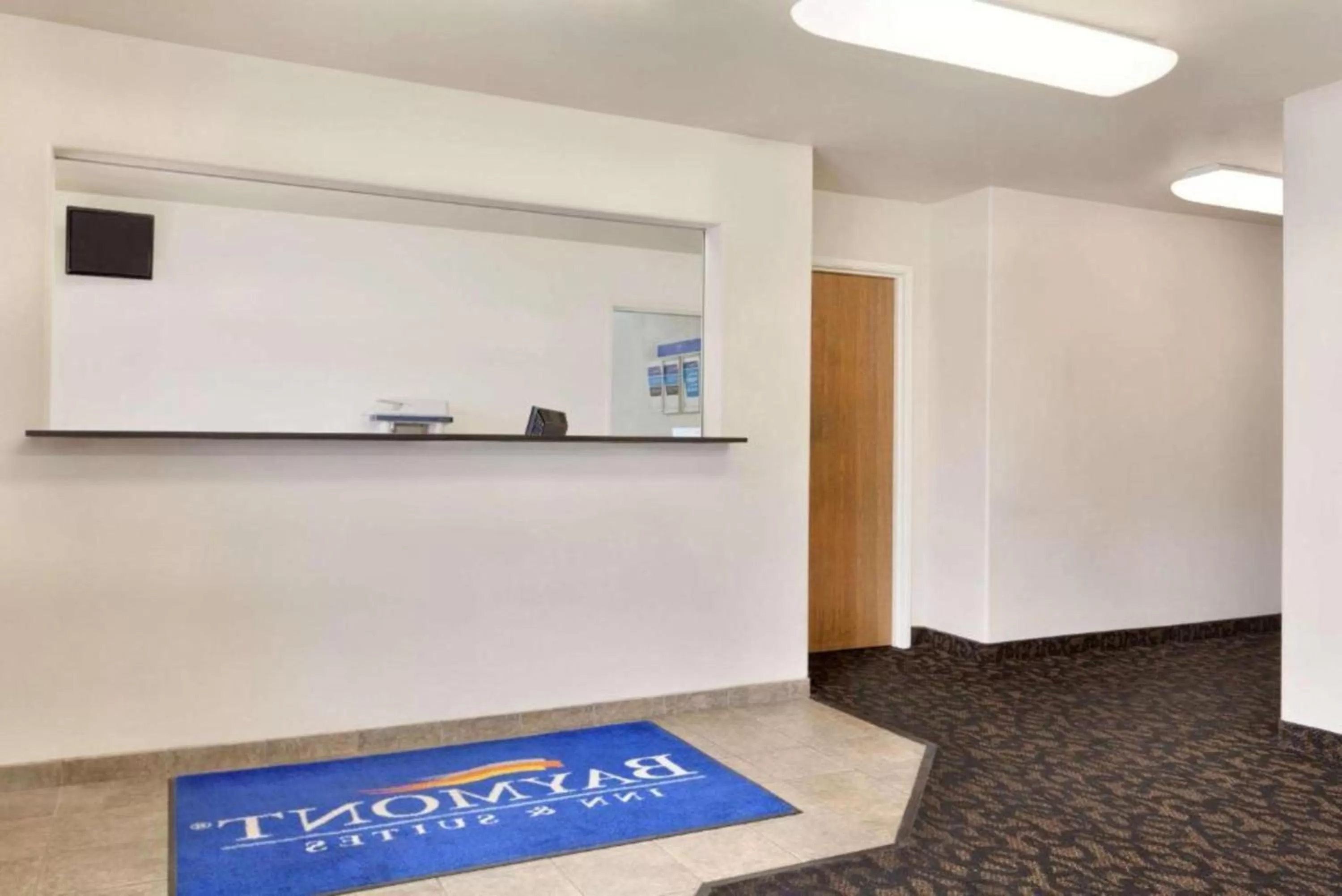 Lobby or reception in Travelodge by Wyndham Yermo