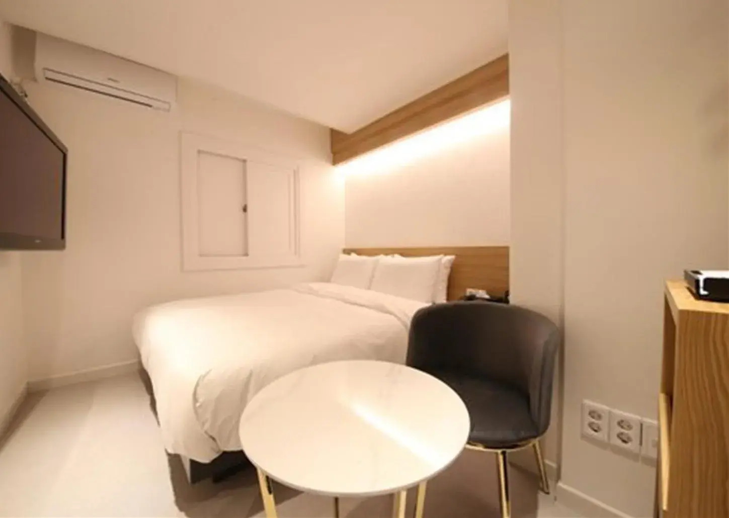 Property building in Busan Seomyeon Business Hotel J7                                                                