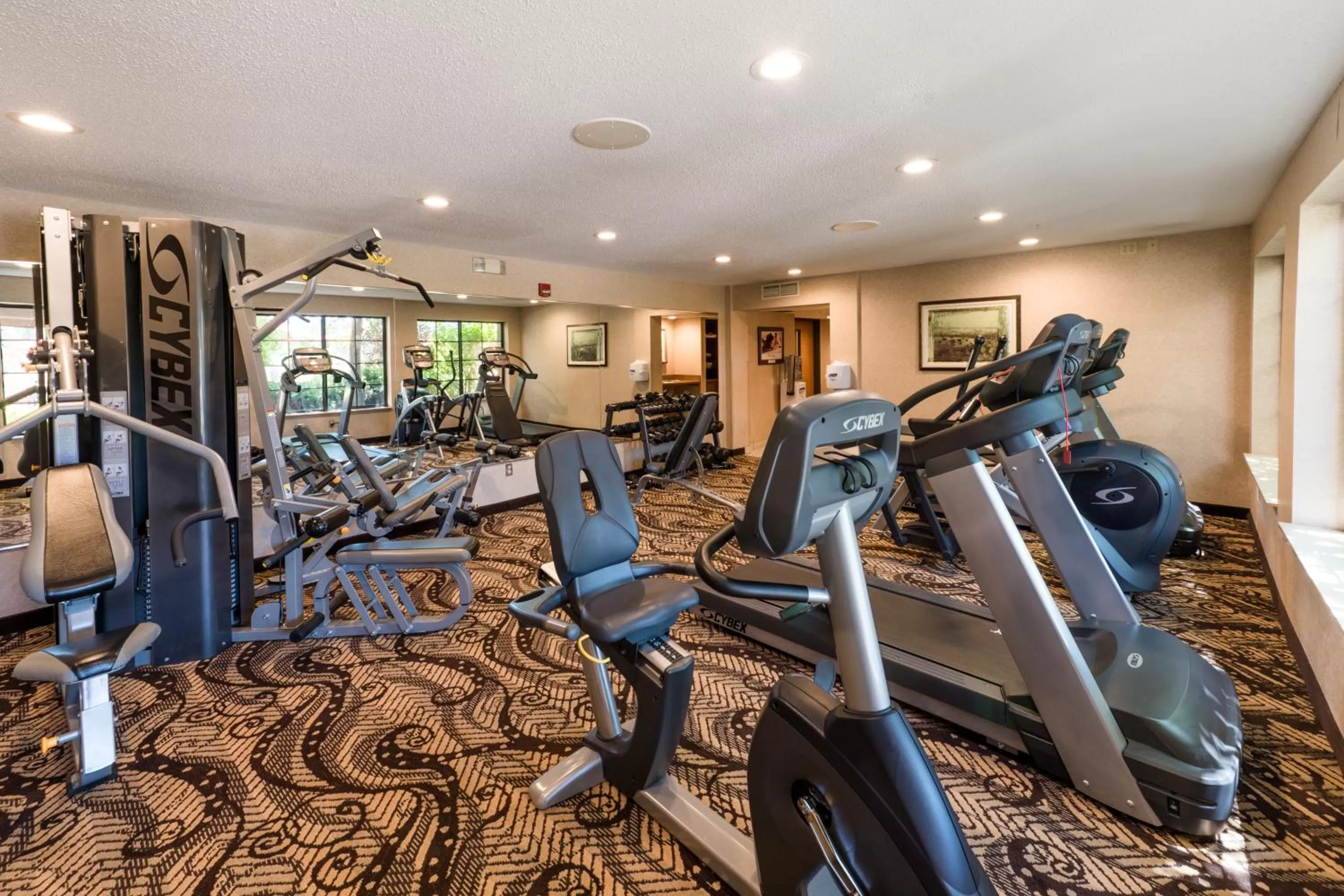 Fitness centre/facilities in MCM Elegante Lodge & Resorts
