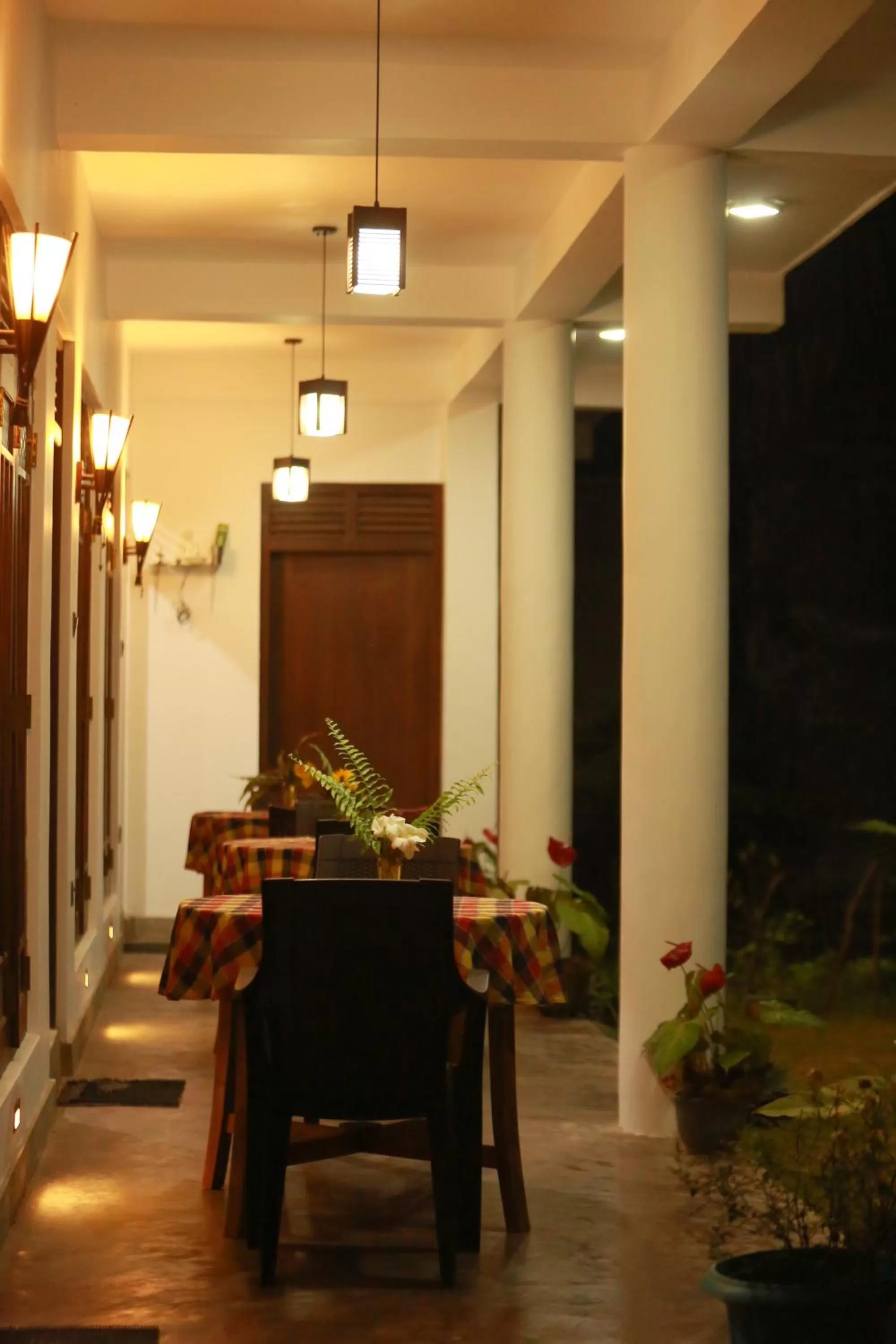 Seating area in Surf Orchid Villa