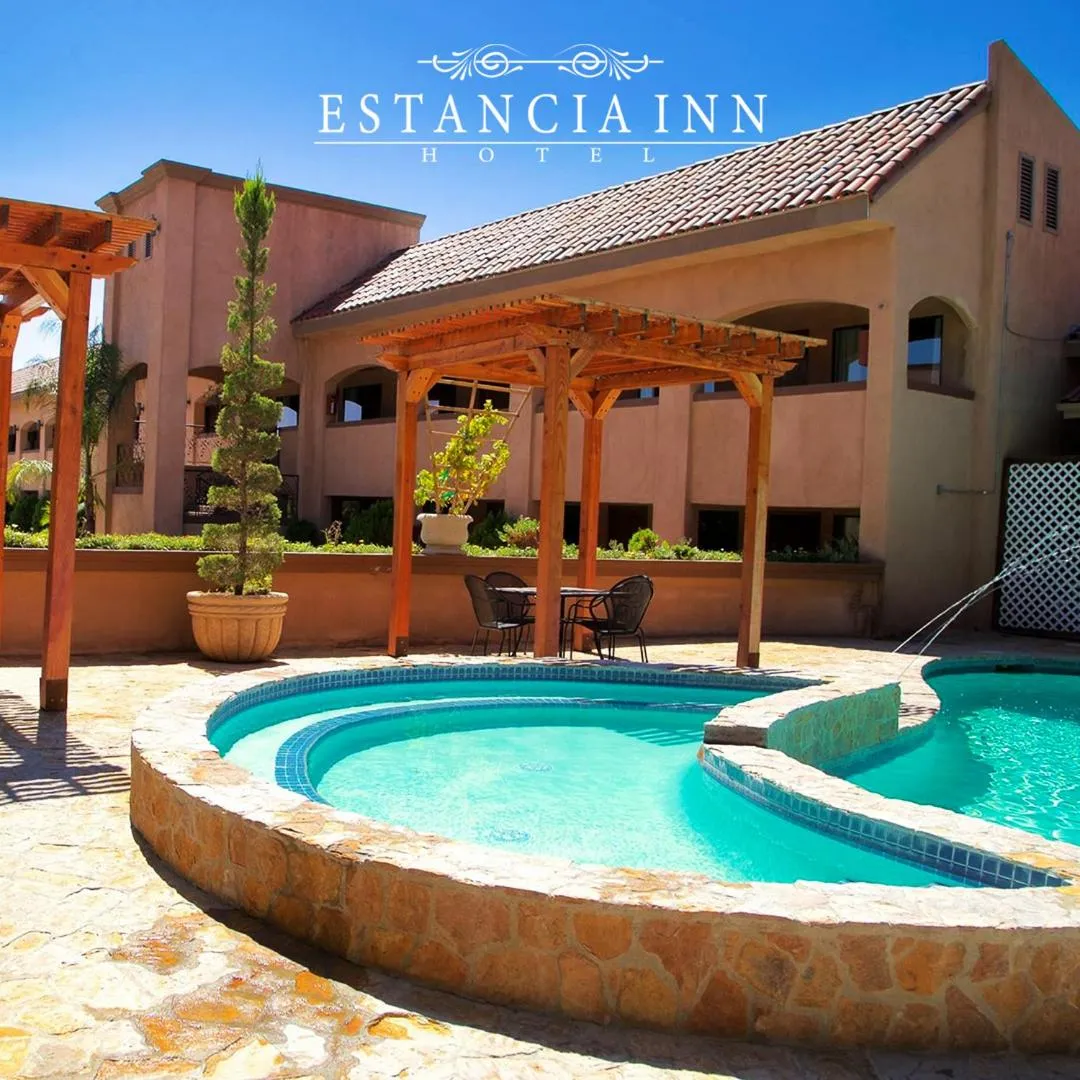 Pool view in Estancia Inn