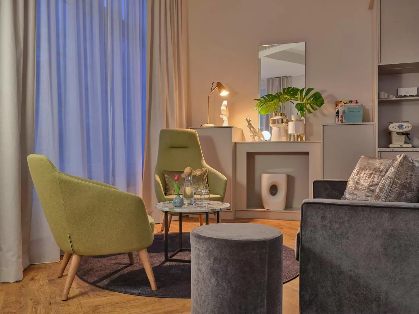 Living room in Classik Hotel Alexander Plaza