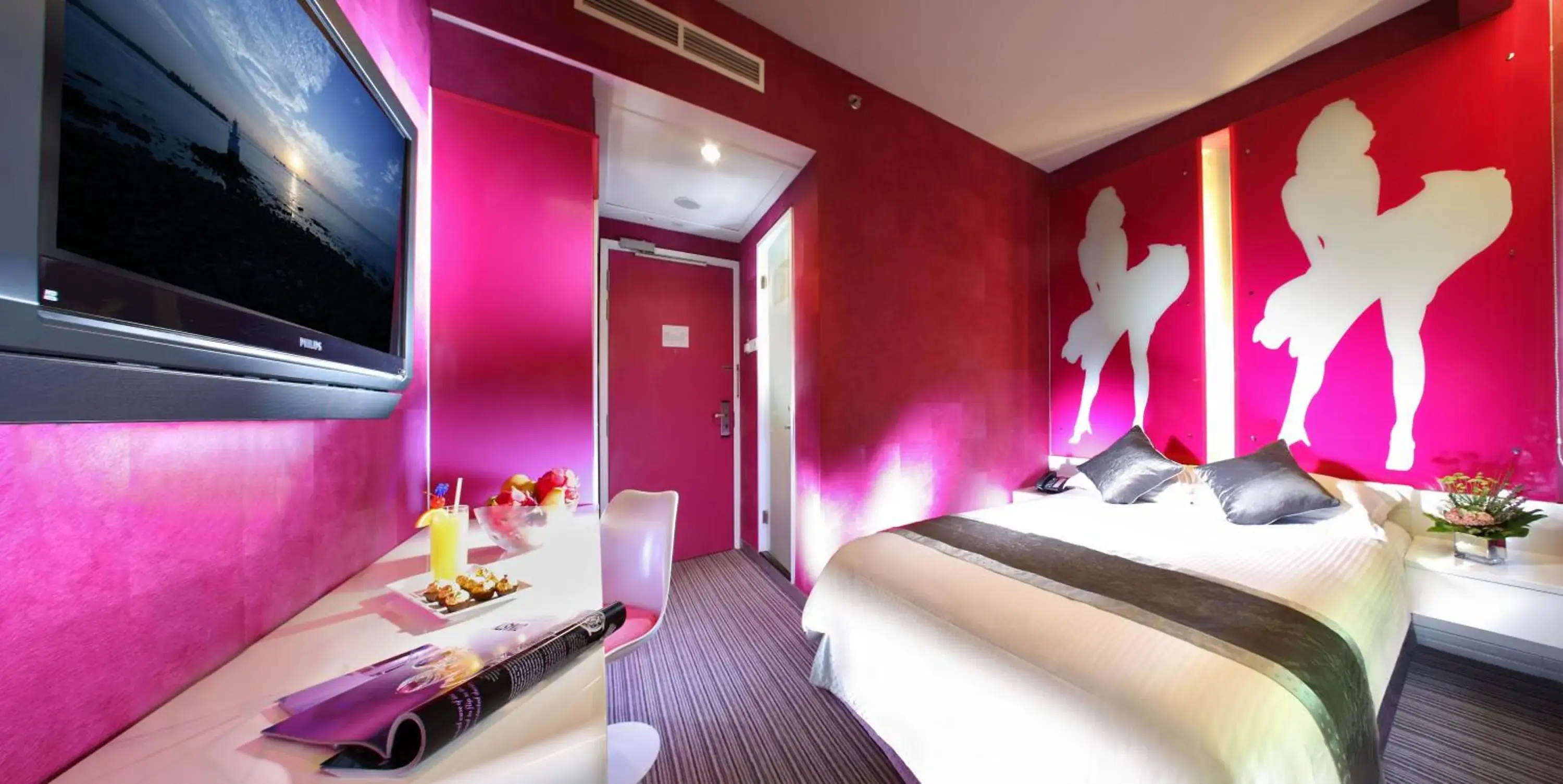 Deluxe Double or Twin Room in Hotel Re! @ Pearl's Hill Deluxe Double or Twin Room in Hotel Re! @ Pearl's Hill