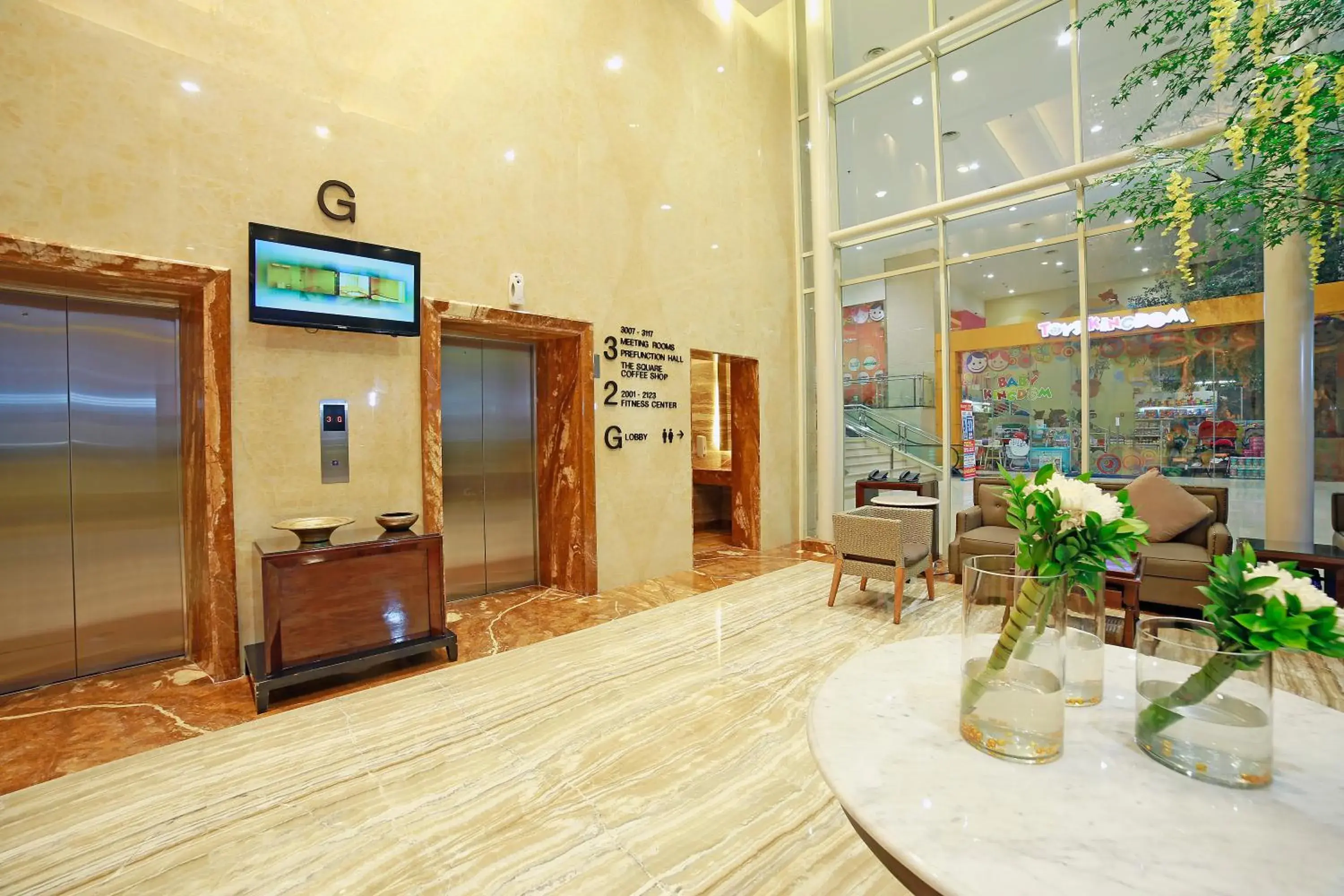 Lobby or reception in All Sedayu Hotel Kelapa Gading