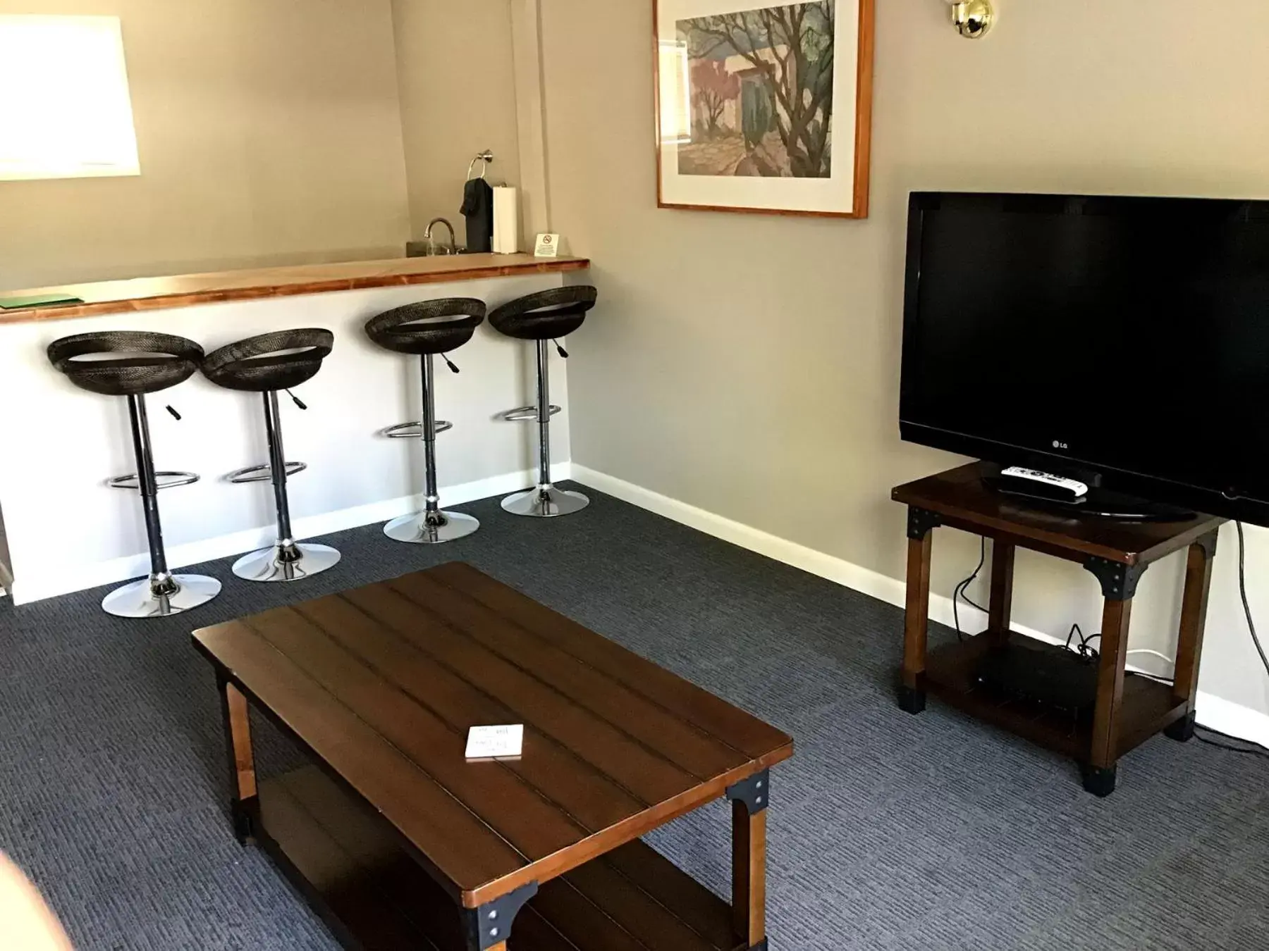 1 Bed 1 Bath Suite Pond Side NO PETS 2 Queens 1 Sofa Sleeper in Roosevelt Resort Park 1 Bed 1 Bath Suite Pond Side NO PETS 2 Queens 1 Sofa Sleeper in Roosevelt Resort Park