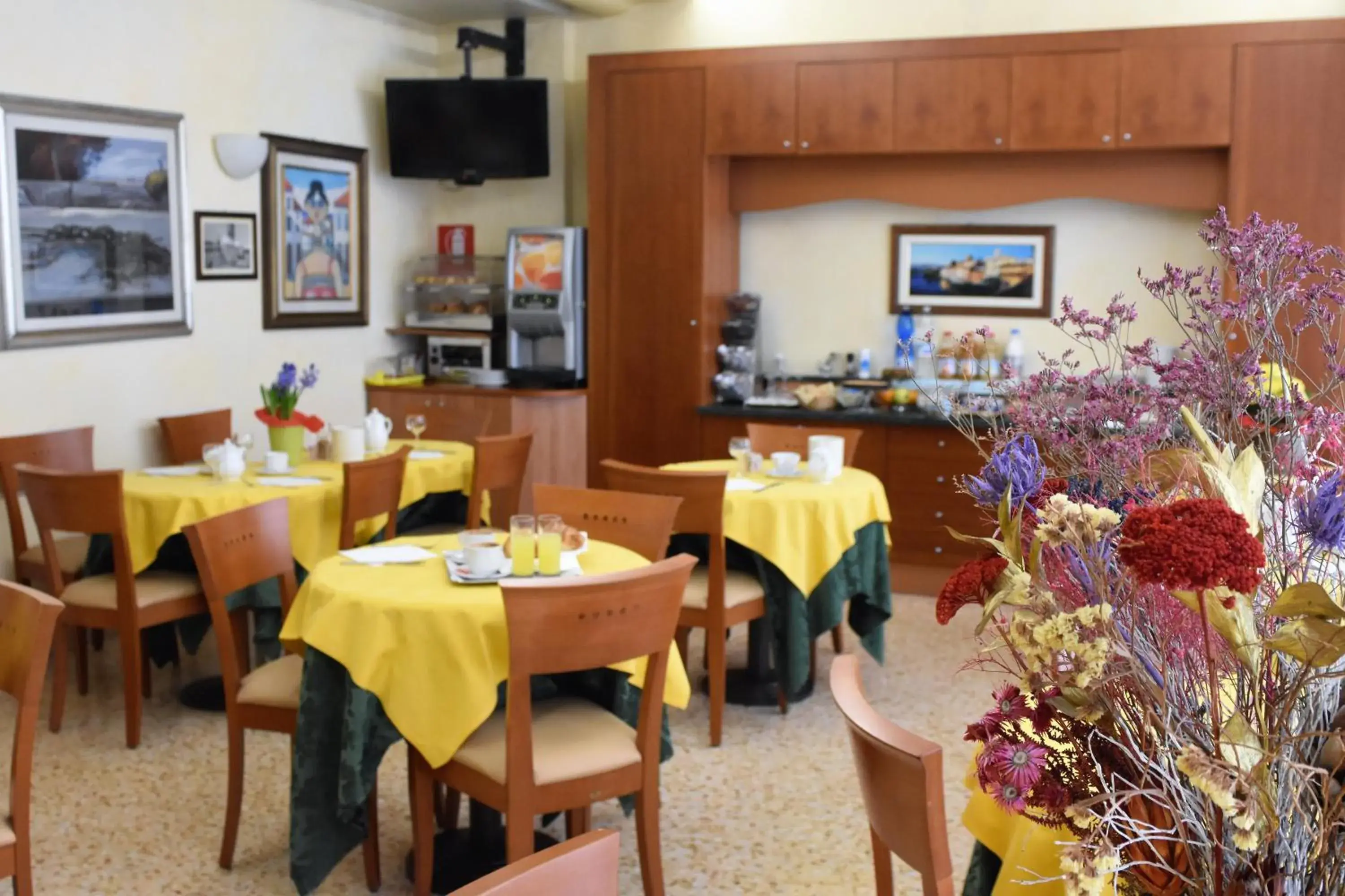 Breakfast, Restaurant/Places to Eat in Hotel Brennero