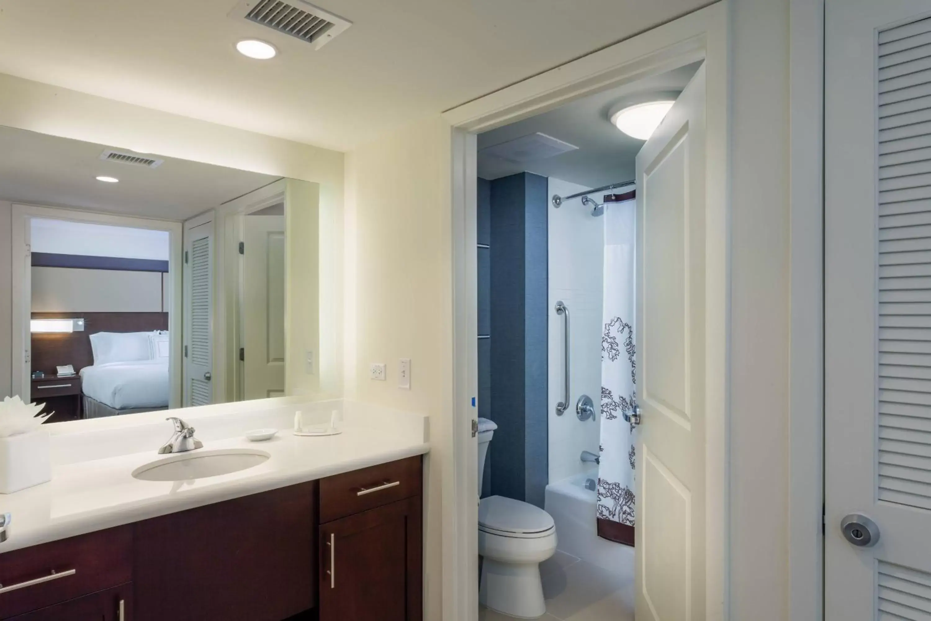 Bathroom in Residence Inn by Marriott Austin Lake Austin/River Place