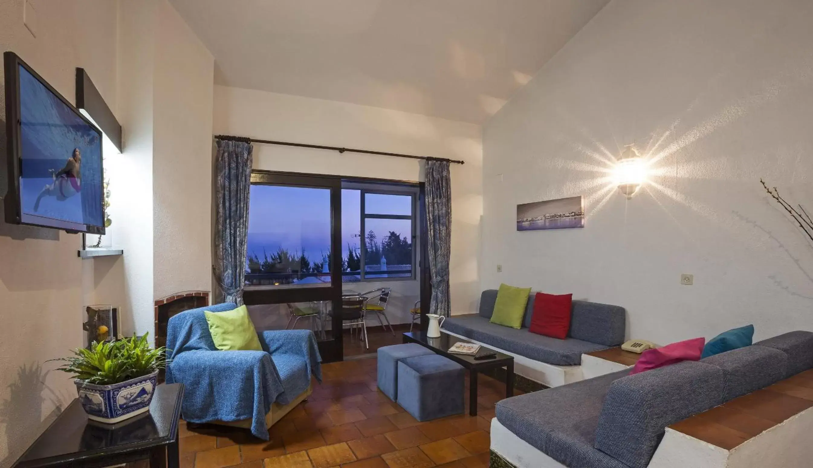 Communal lounge/ TV room, Seating Area in Apartamentos Azul Mar