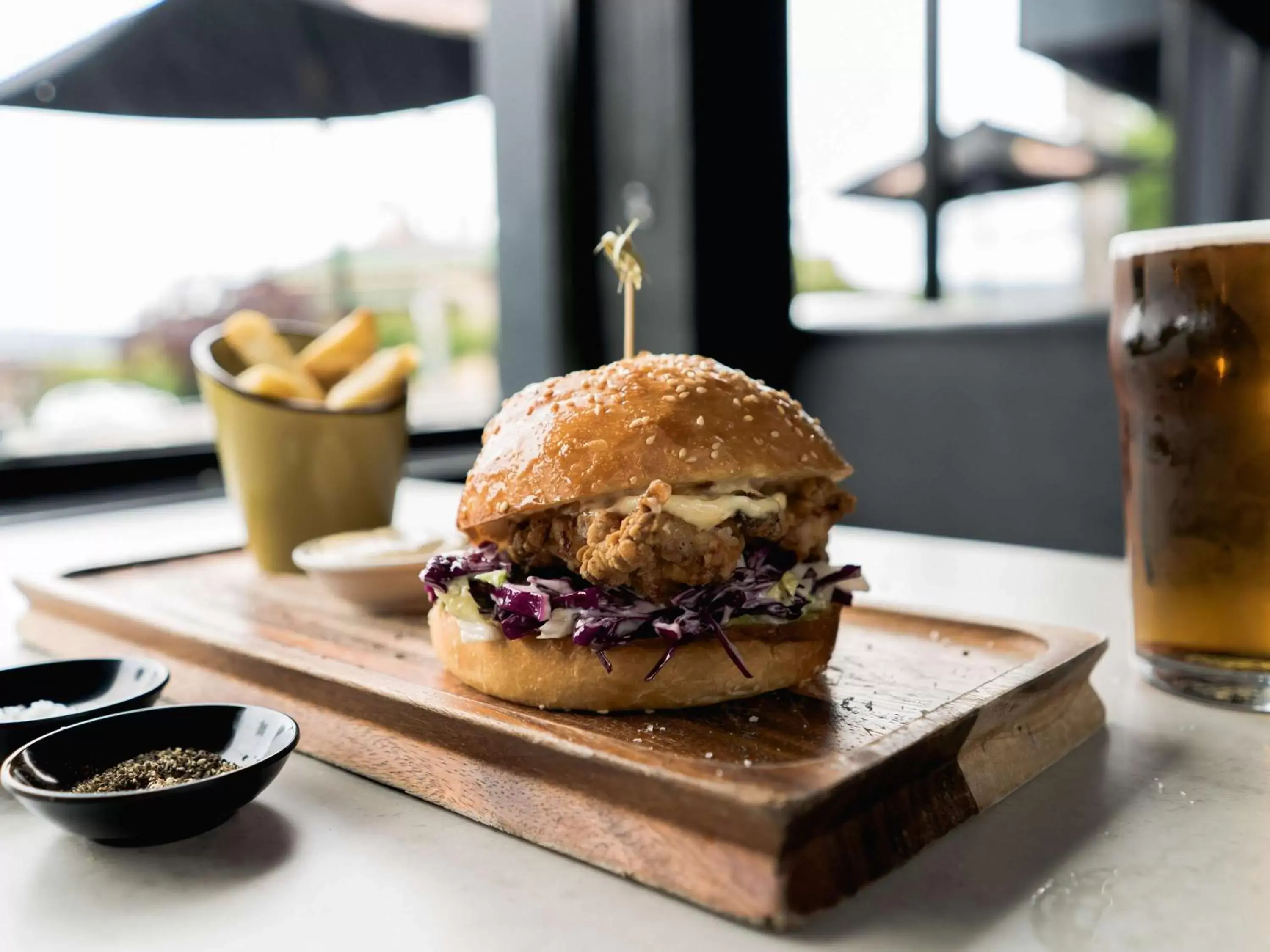 Lounge or bar, Food in Mercure Launceston