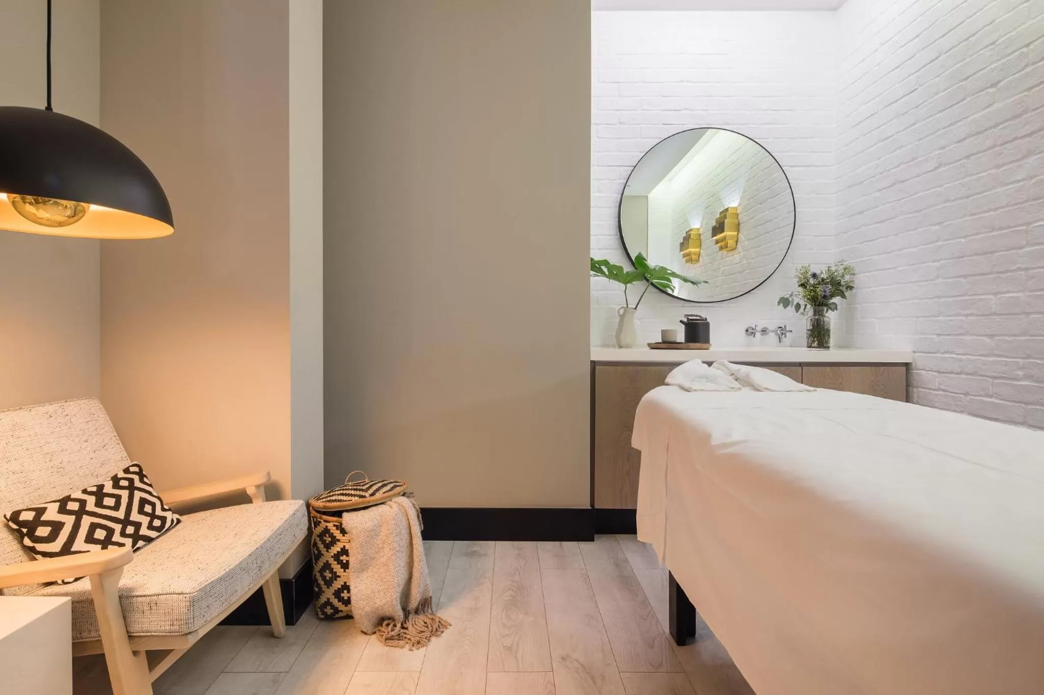 Massage, Bed in The Lumiares Hotel & Spa - Small Luxury Hotels Of The World