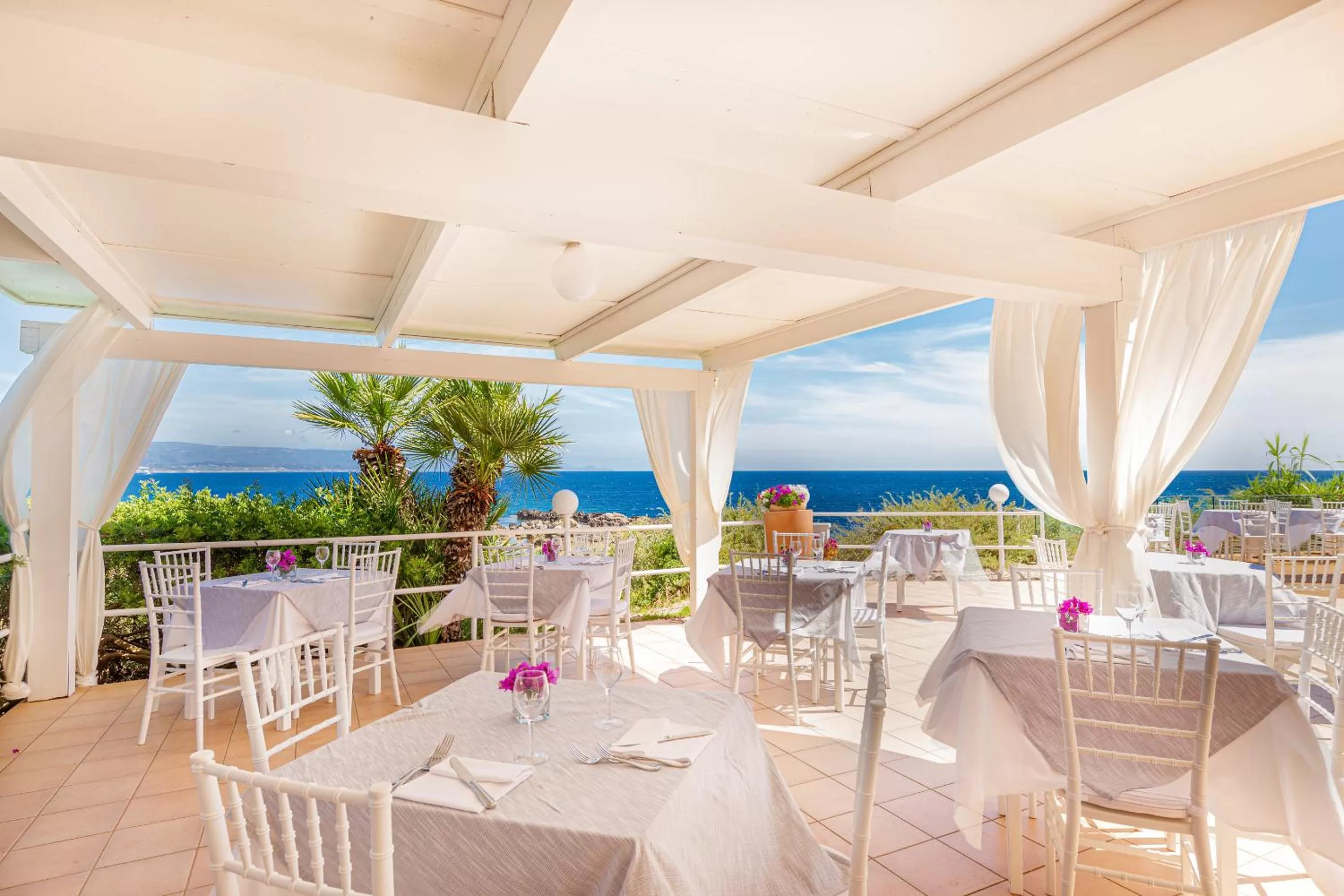 Restaurant/places to eat in Hotel Dei Pini