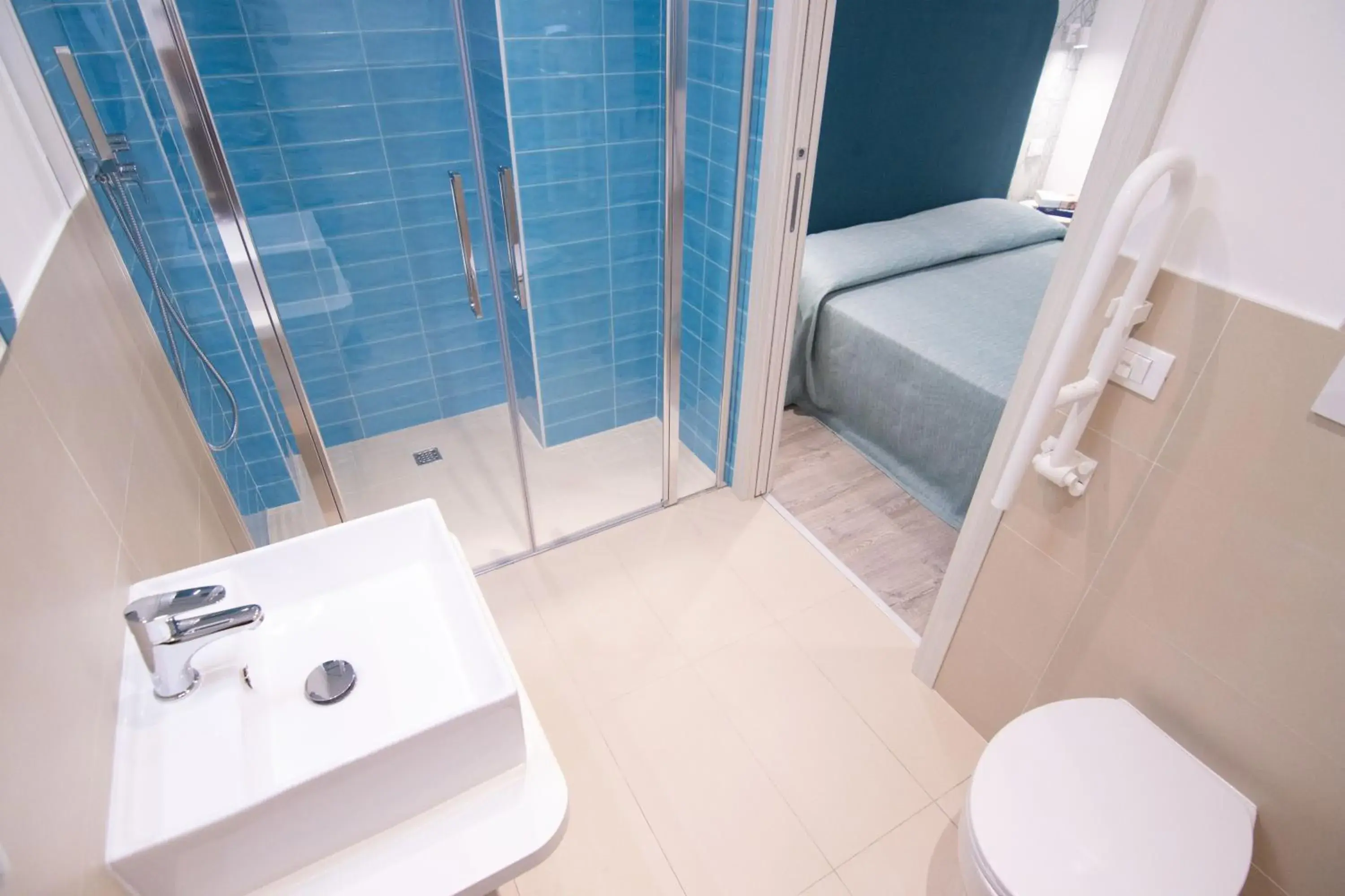 Bathroom in HOTEL ADRIA BEACH