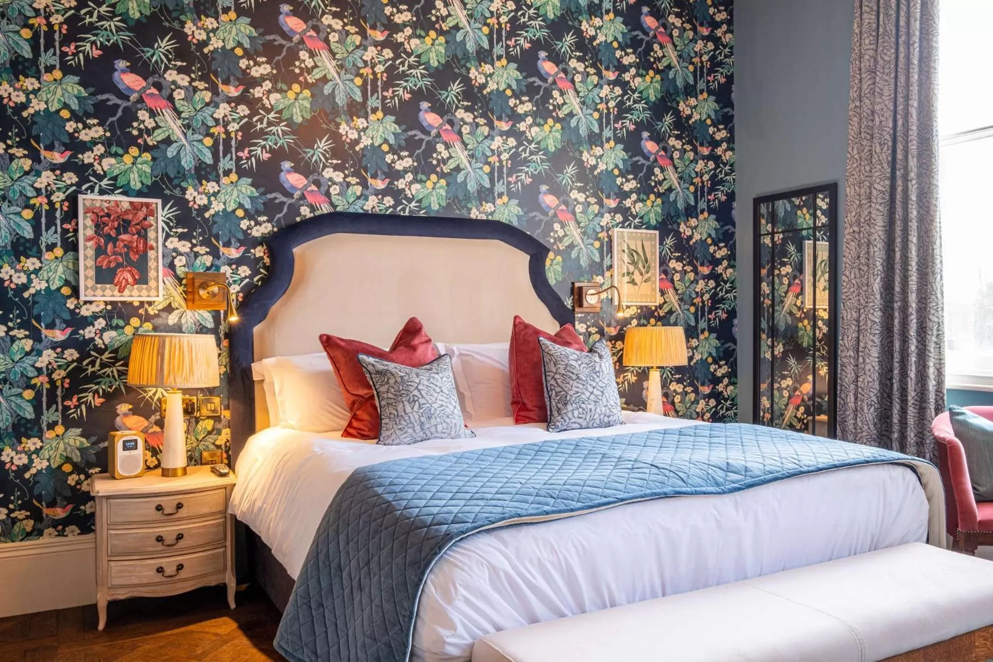 Bedroom, Bed in The Park Hotel