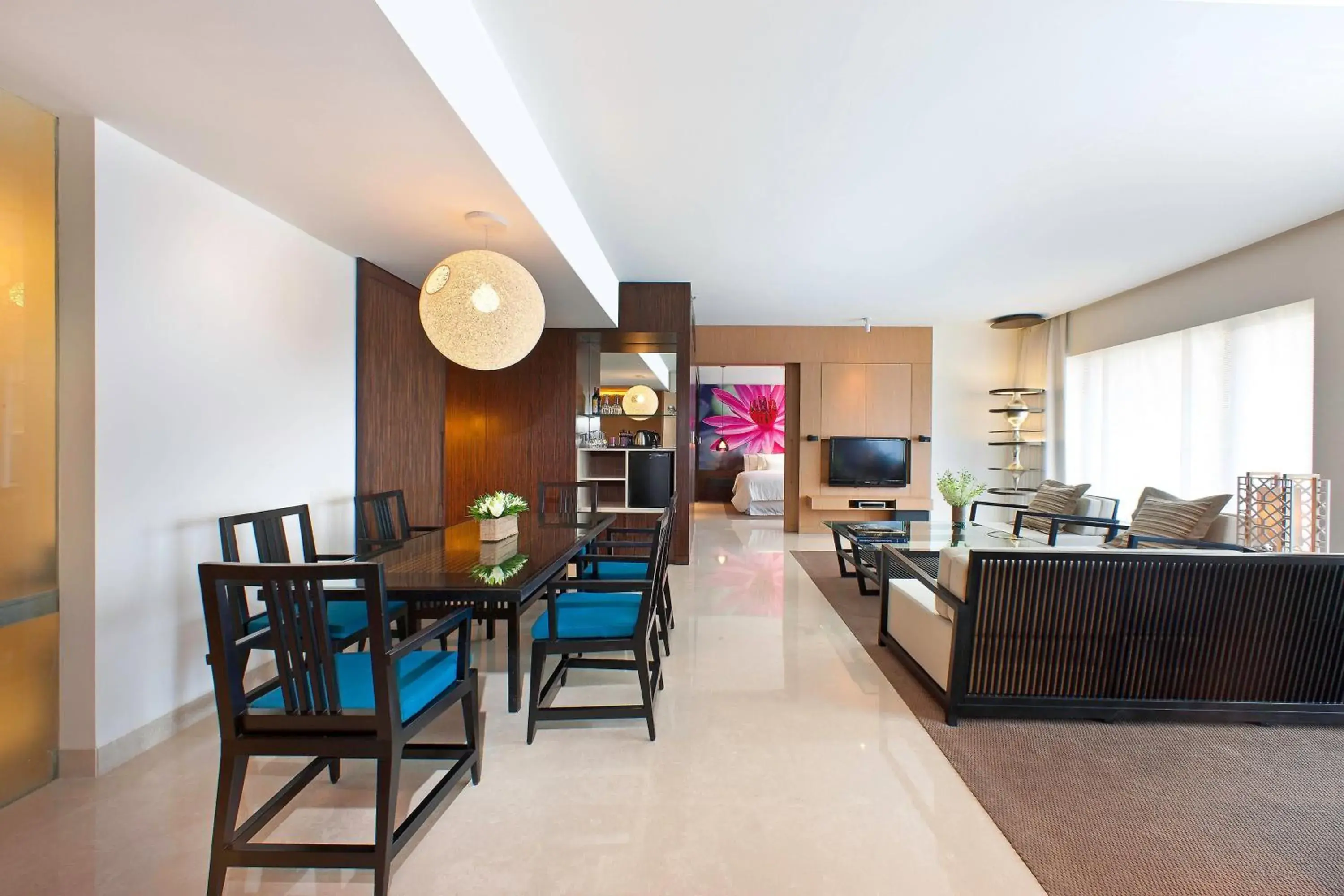 Bedroom, Dining Area in The Westin Hyderabad Mindspace