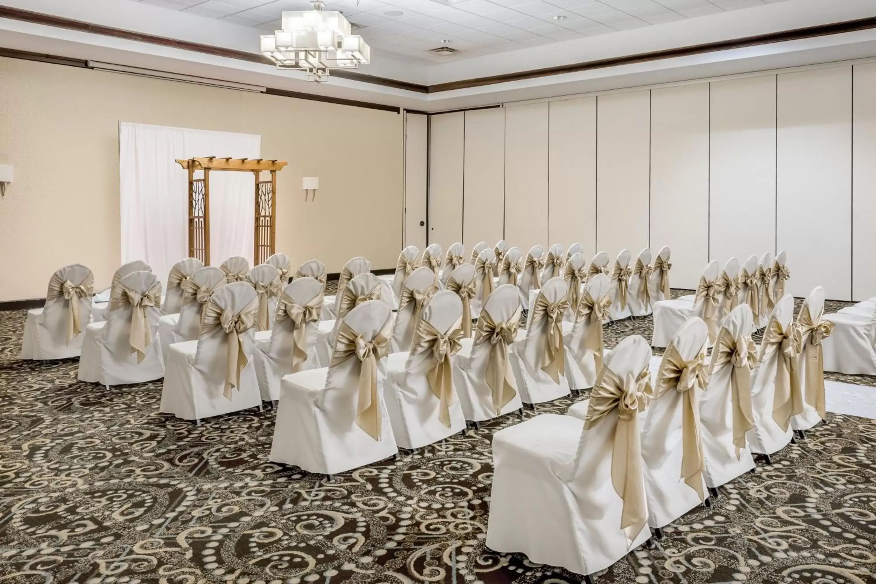 Banquet/Function facilities, Banquet Facilities in Holiday Inn Chicago North - Gurnee, an IHG Hotel