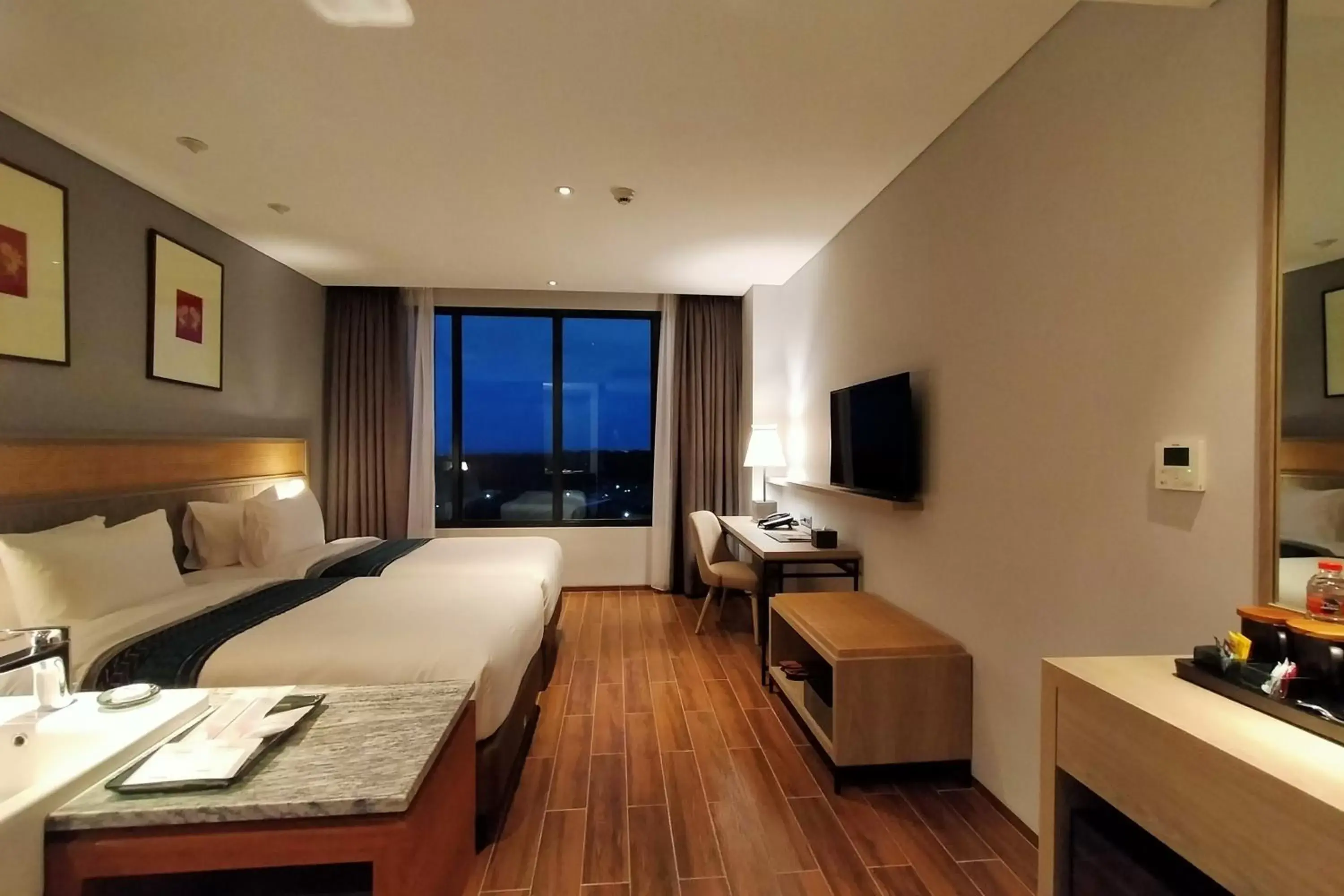 Photo of the whole room, Bed in Kokoon Hotel Banyuwangi Photo of the whole room, Bed in Kokoon Hotel Banyuwangi