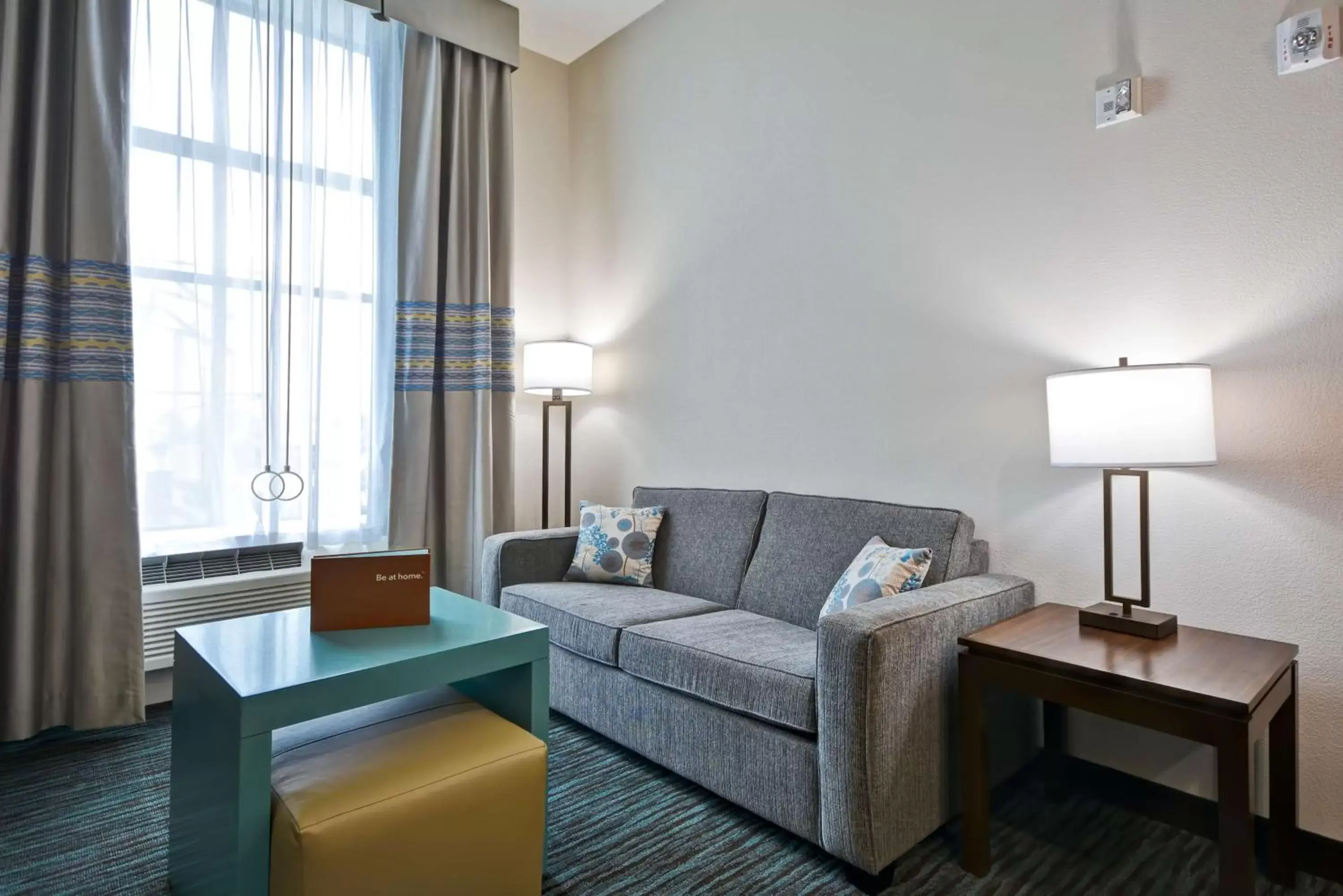 Living room, Seating Area in Homewood Suites By Hilton Galveston