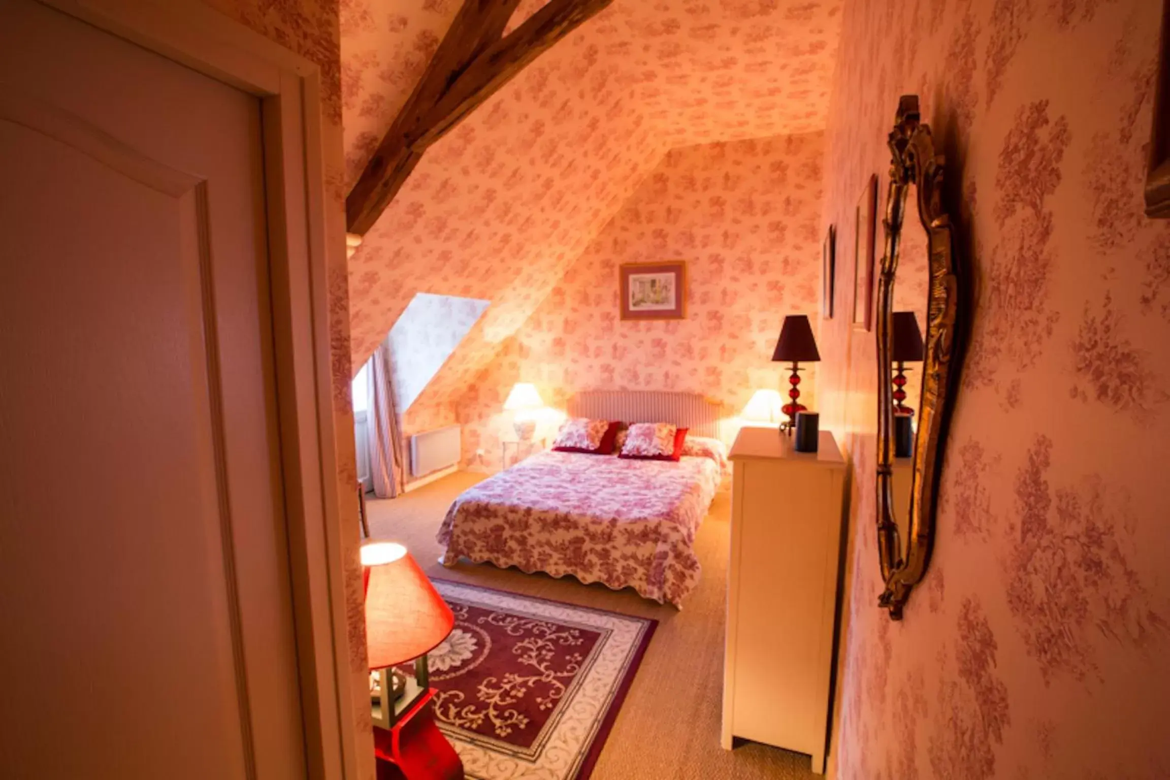 Photo of the whole room, Bed in Chambres d'hôtes La Ferme du Grand Launay