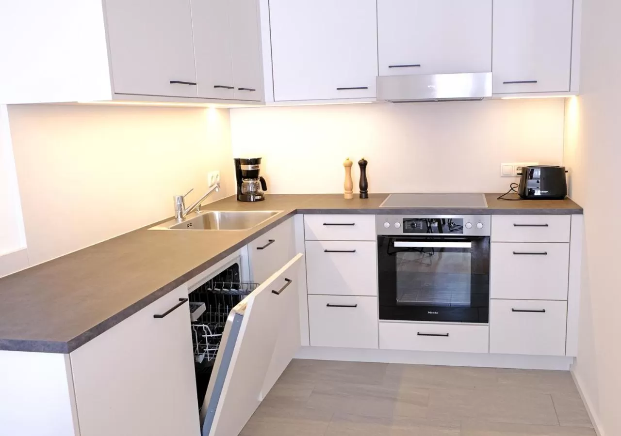 Kitchen or kitchenette in Hotel Bayerischer Hof