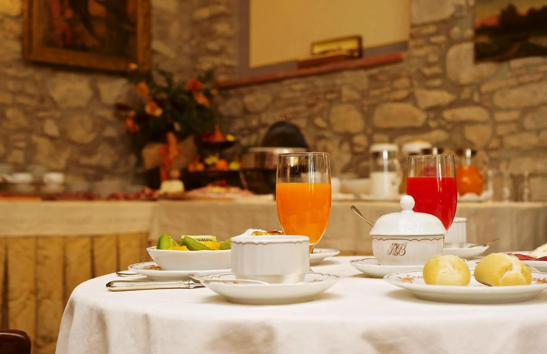 Buffet breakfast in Relais Villa Baldelli