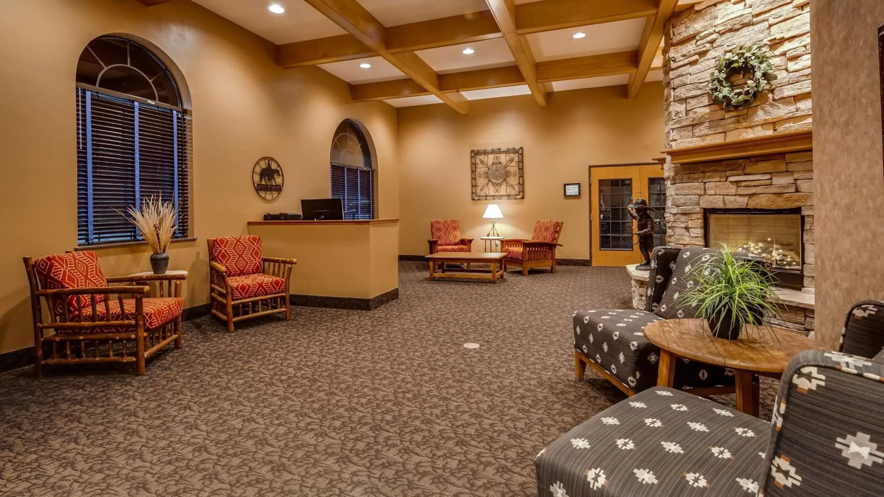 Lobby or reception, Seating Area in Best Western Moriarty Heritage Inn