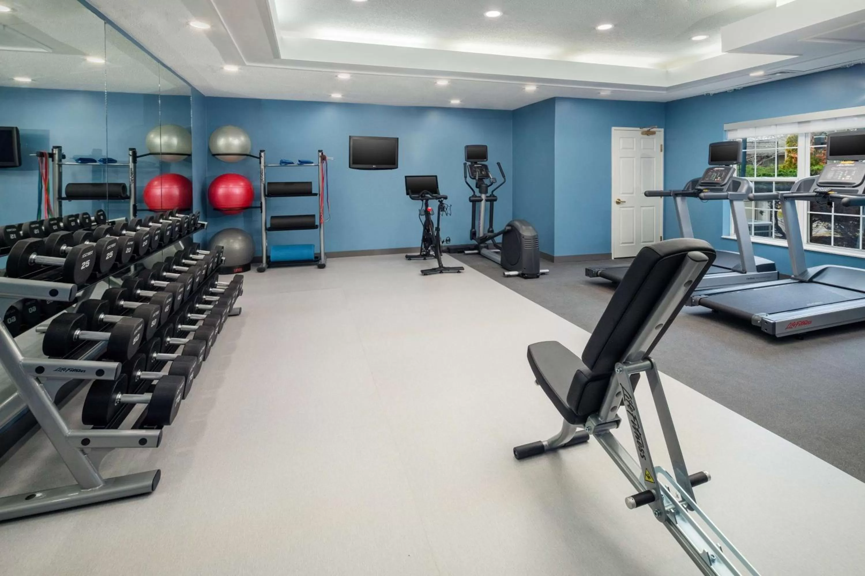 Fitness centre/facilities in Homewood Suites by Hilton Columbus-Dublin