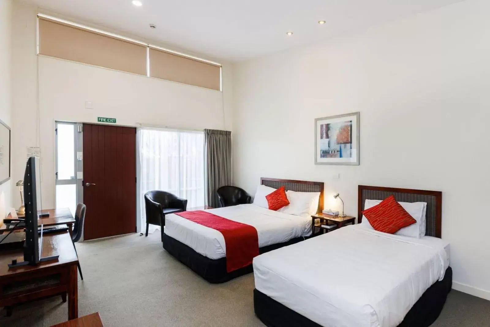 Bedroom, Bed in Fitzherbert Regency Motor Lodge