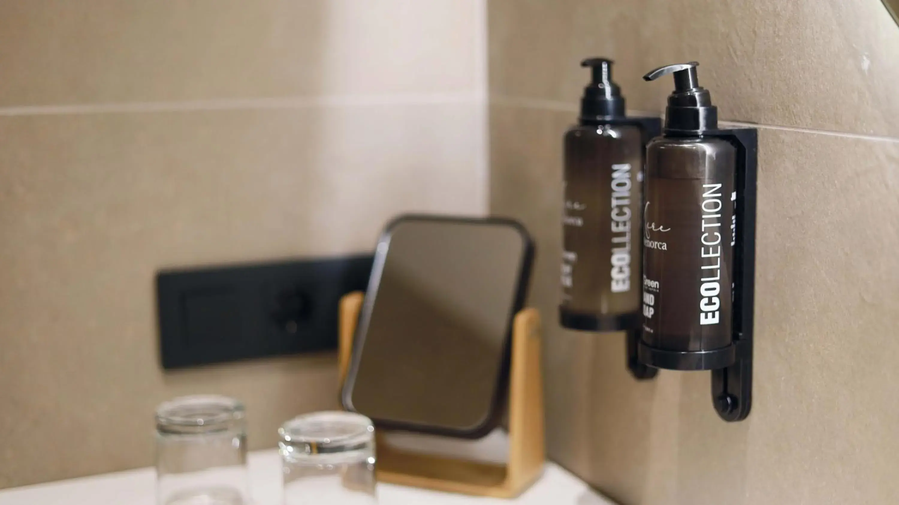 Bathroom in Seth Port Ciutadella Bathroom in Seth Port Ciutadella